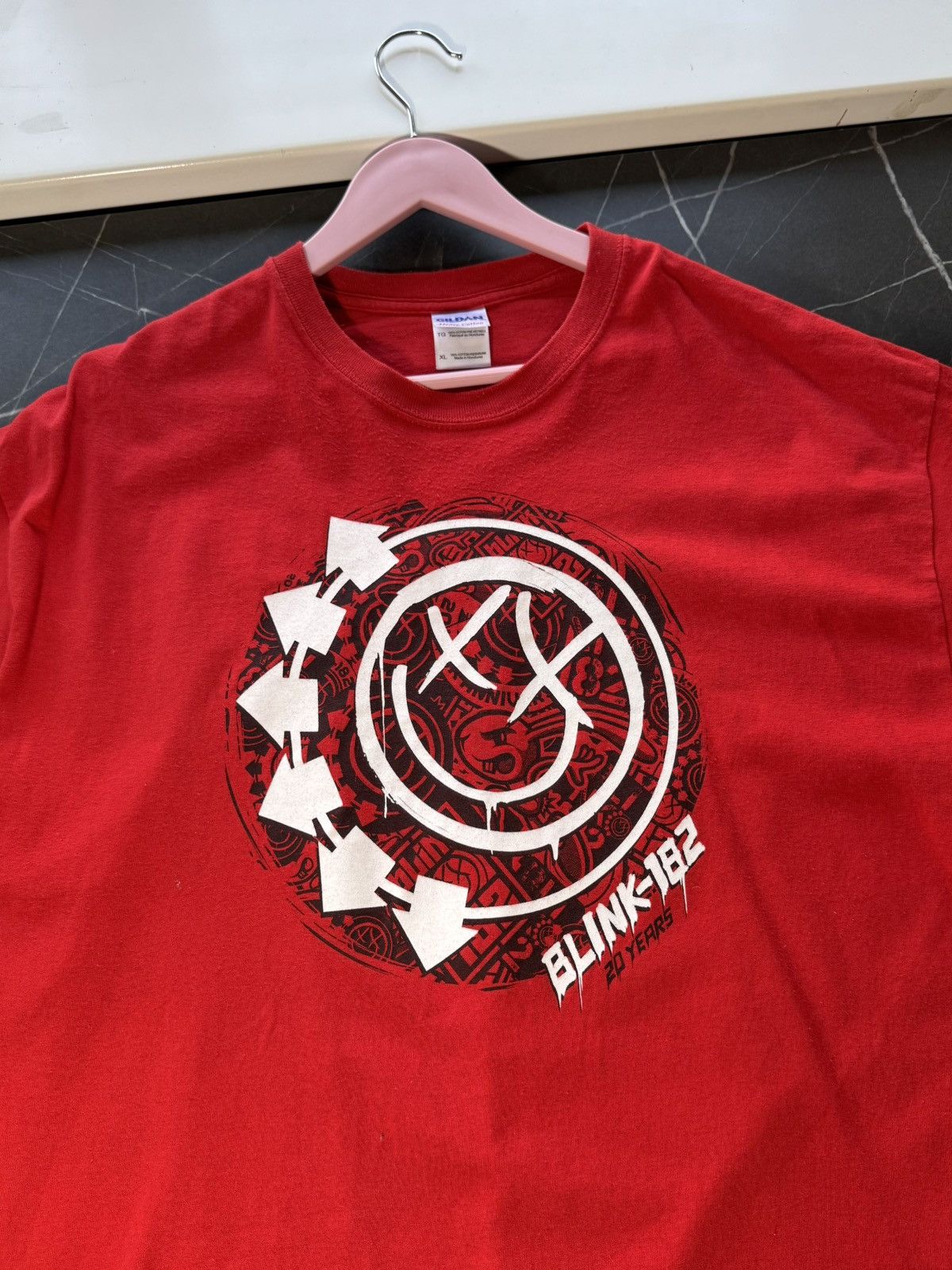 Band Tees Vintage 2006 Blink 182 Punk Band T Shirt Size US XL / EU 56 / 4 - 2 Thumbnail