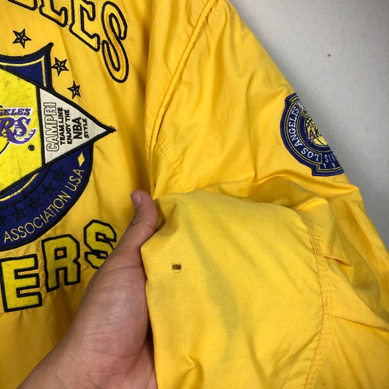 NBA 1991 Nutmeg x Campri LA Lakers NBA Jacket - XL - Vtg 90s Size US XL / EU 56 / 4 - 9 Thumbnail