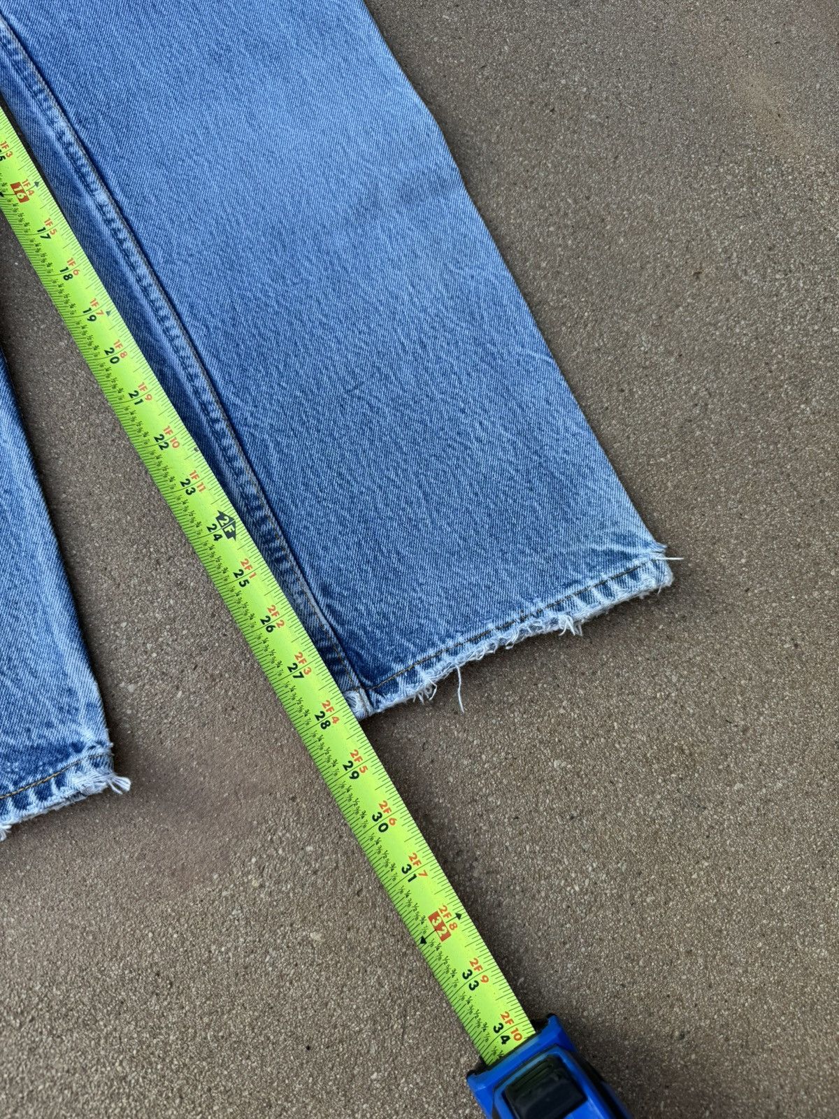 Levi's × Vintage Vintage 90’s Levi’s 501xx Buttonfly Straight Leg Jeans 29x28 Size US 29 - 11 Thumbnail