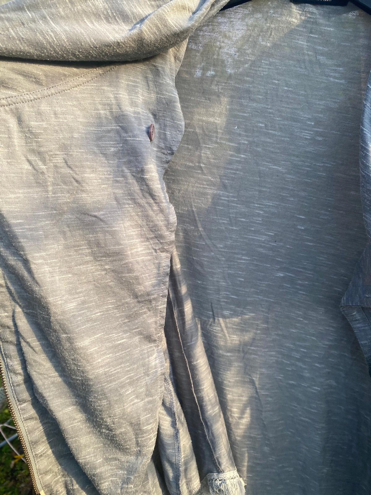 Tornado Mart Tornado Mart asymmetric zip hoodie with a distressed hem Size ONE SIZE - 4 Thumbnail