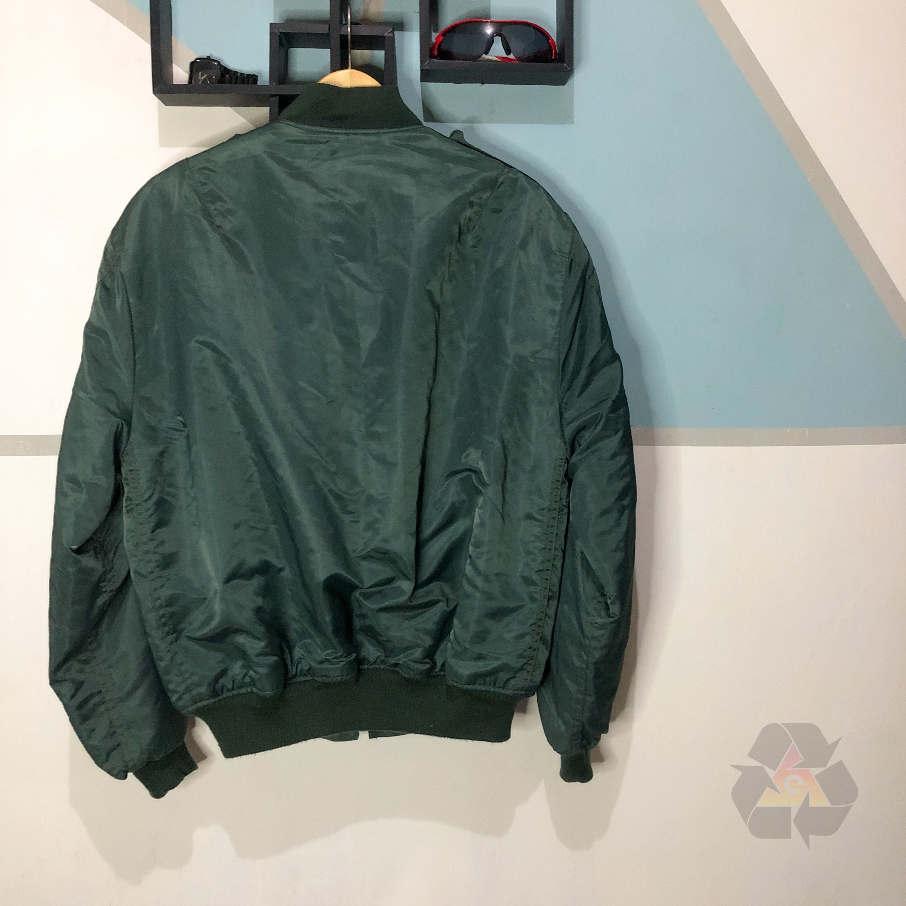 Alpha Industries Vintage Alpha Industries Flayer's Mil-J-82790J USAF Bombers Size US L / EU 52-54 / 3 - 12 Thumbnail