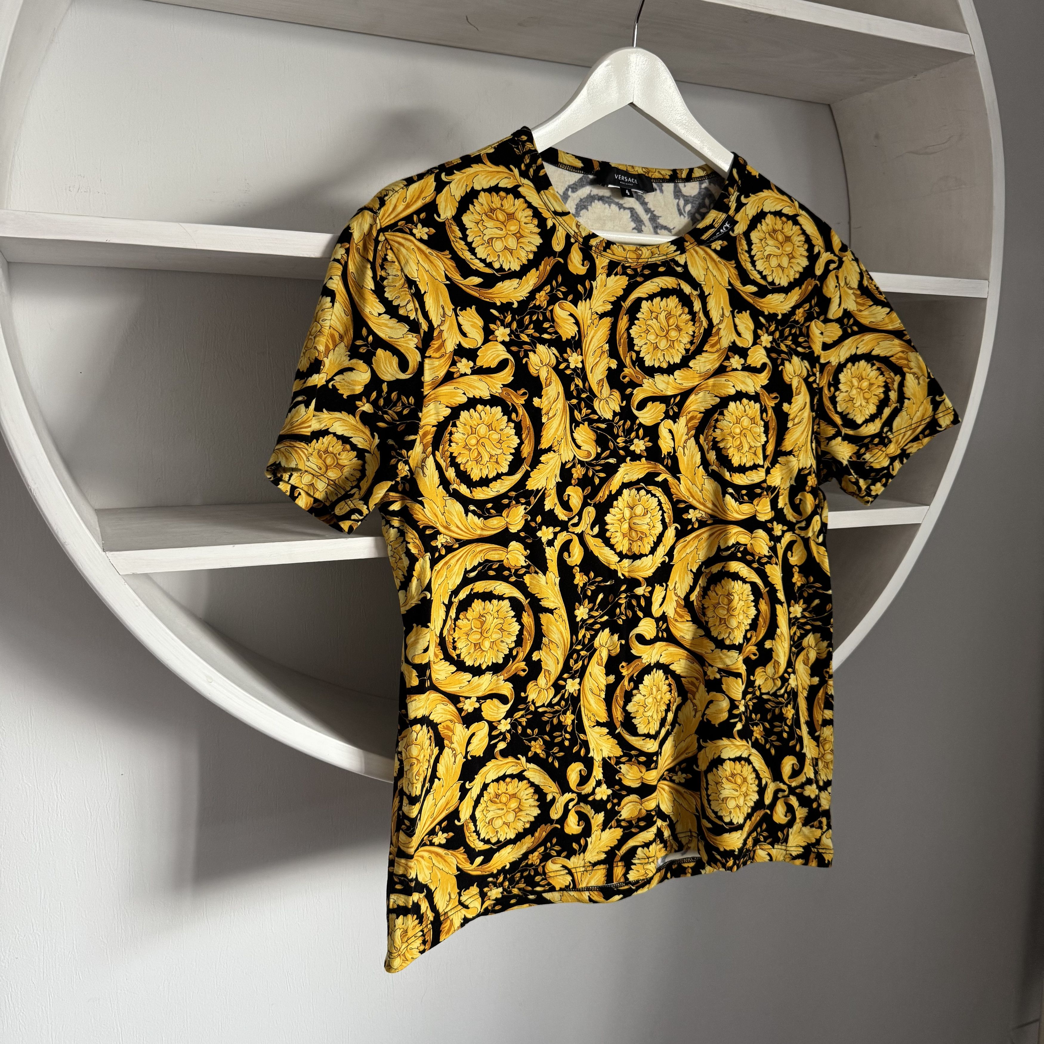 Versace Men's VERSACE Authentic T-shirt Cotton Top Size 4 / S Size US S / EU 44-46 / 1 - 2 Thumbnail