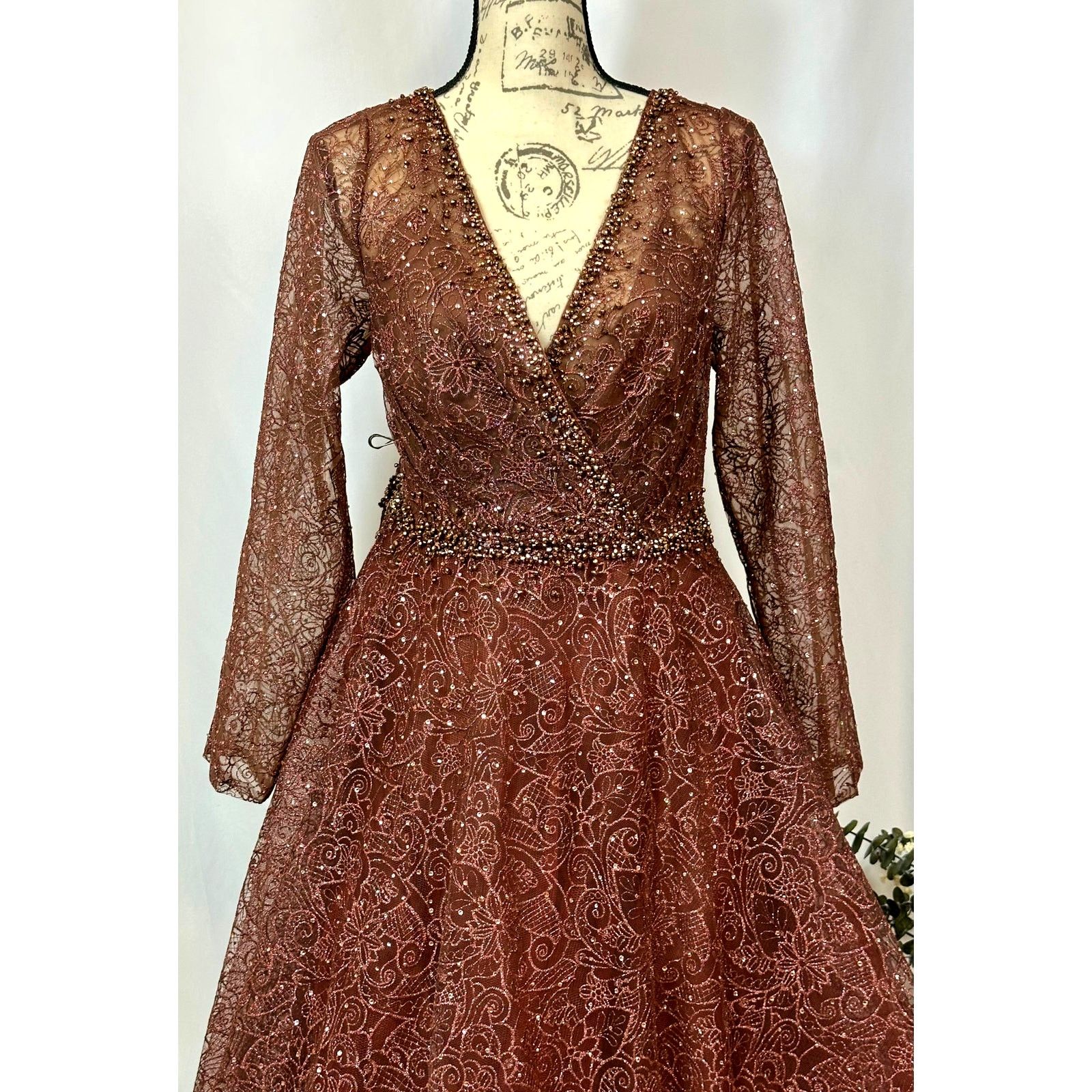 Other Mac Duggal Embellished Illusion V-Neck Gown Chocolate 12 Size XL / US 12-14 / IT 48-50 - 13 Thumbnail