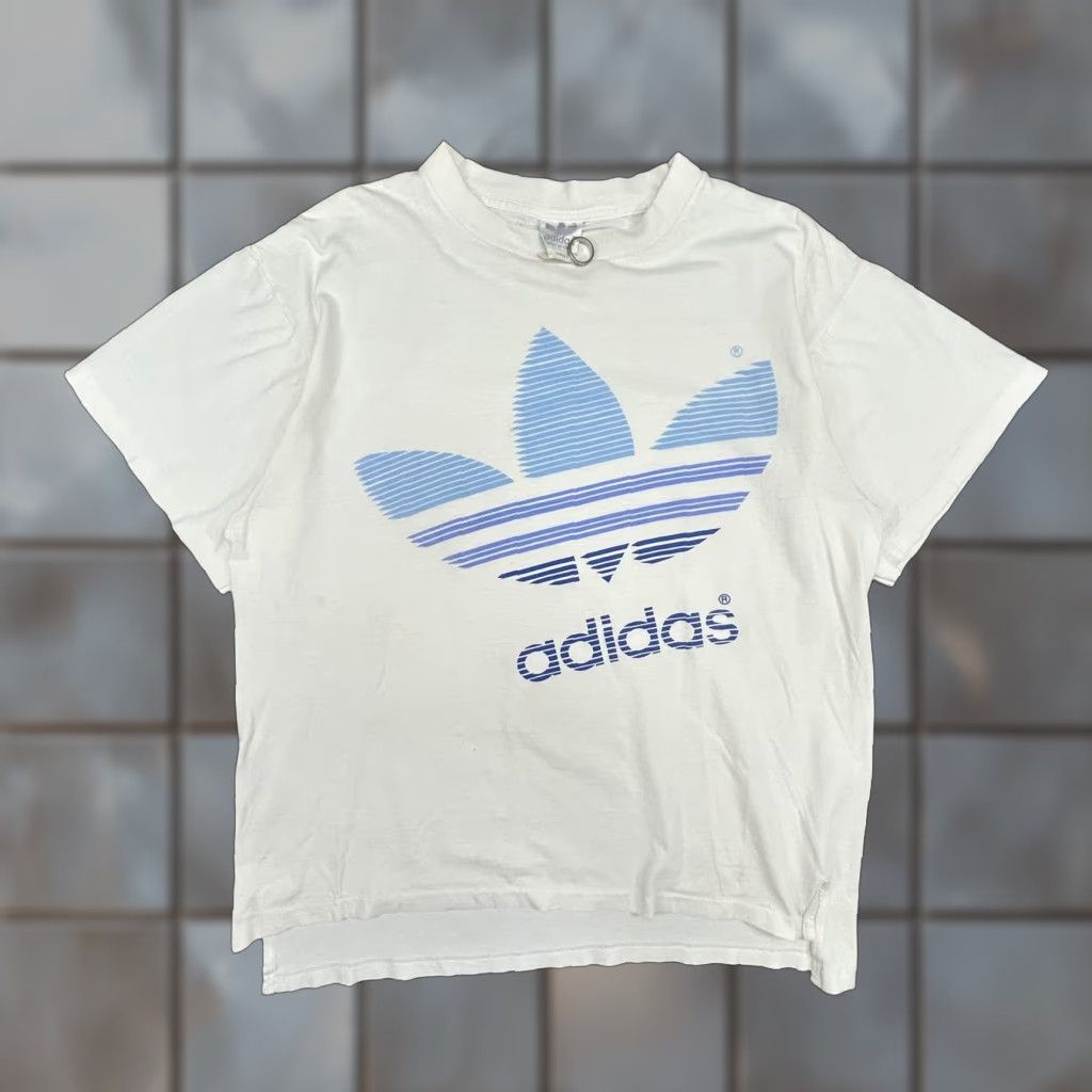 Adidas VINTAGE adidas Shirt Mens Small White Trefoil Logo Made USA Striped Graphic Size US S / EU 44-46 / 1 - 1 Thumbnail