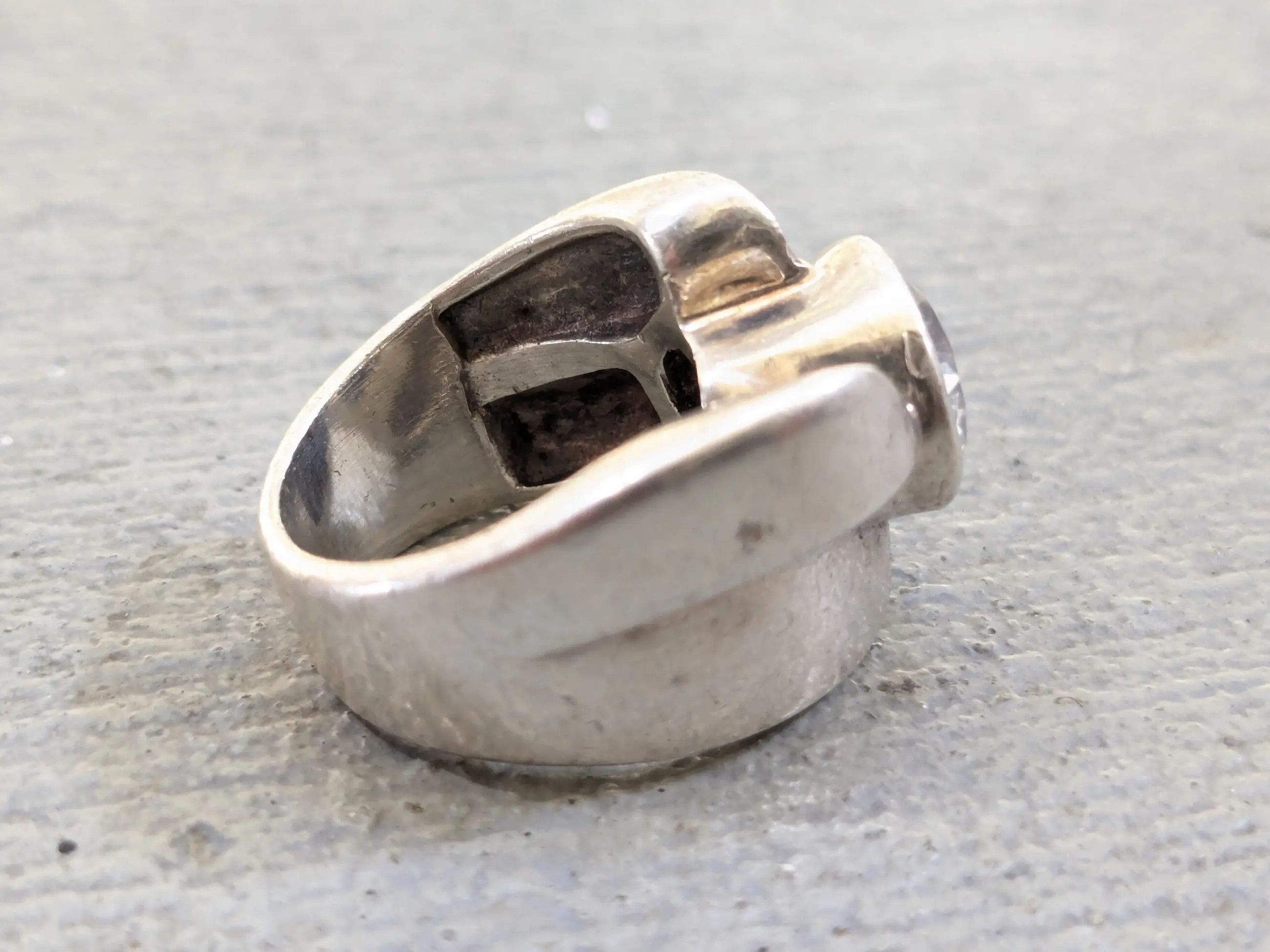 Sterling Silver Vintage Sterling Silver Ring 6 CZ Round Asymmetrical Size ONE SIZE - 5 Thumbnail
