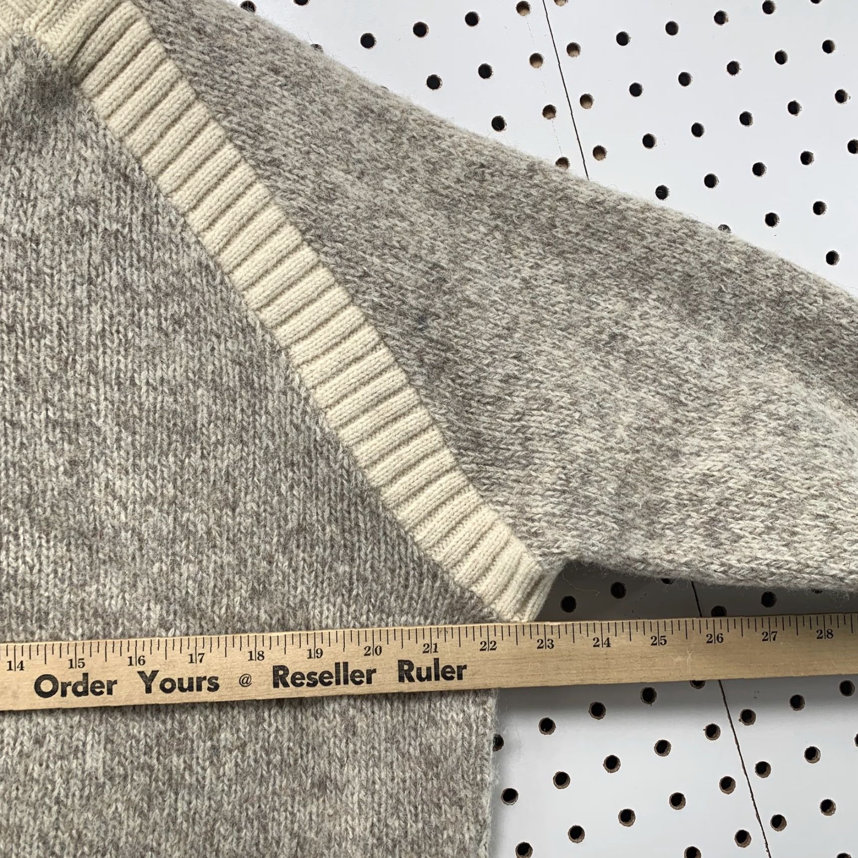 Vintage VINTAGE Winona Knits Sweater Shirt Womens Beige XL Long Sleeve Knit Made USA Pullover Winter 90s Mens Womens Size XL / US 12-14 / IT 48-50 - 3 Thumbnail