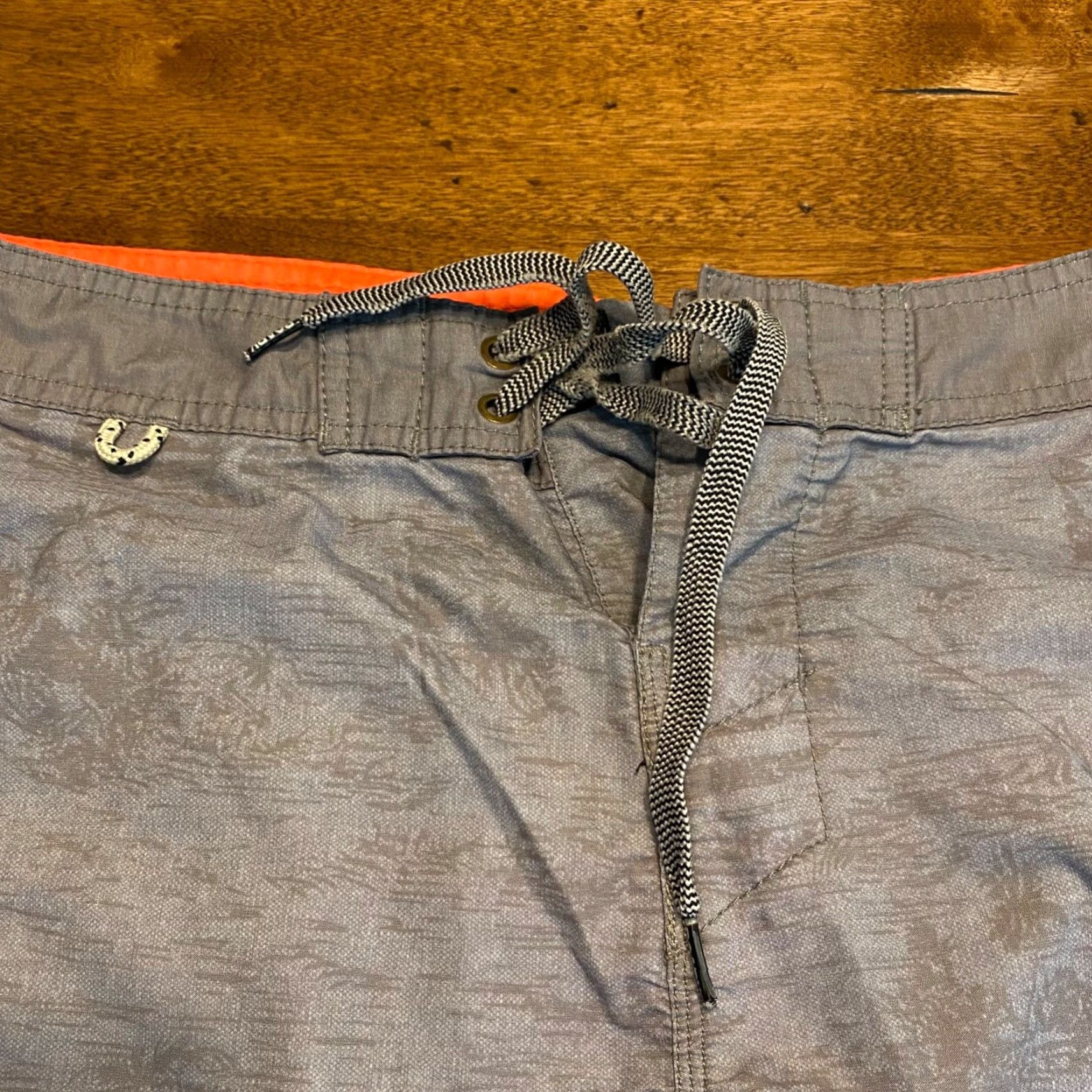 Roark Roark Revival Swim Shorts Mens 36 Gray Blue Floral Drawstring Beach Non Lined Size US 36 / EU 52 - 3 Thumbnail