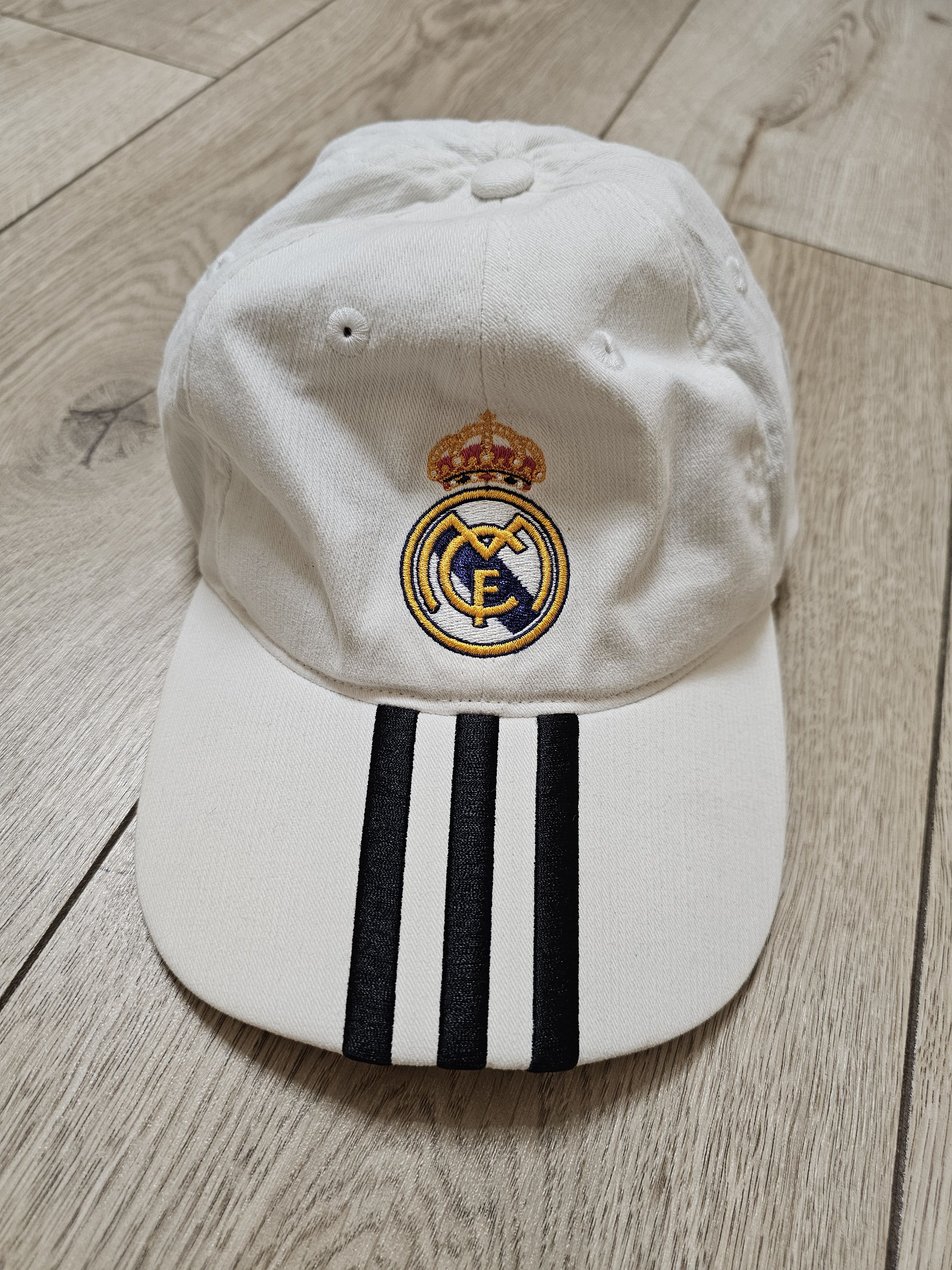 Other REAL MADRID VINTAGE CAP 00S FOOTBALL CAP SOCCER CAP Size ONE SIZE - 1 Thumbnail