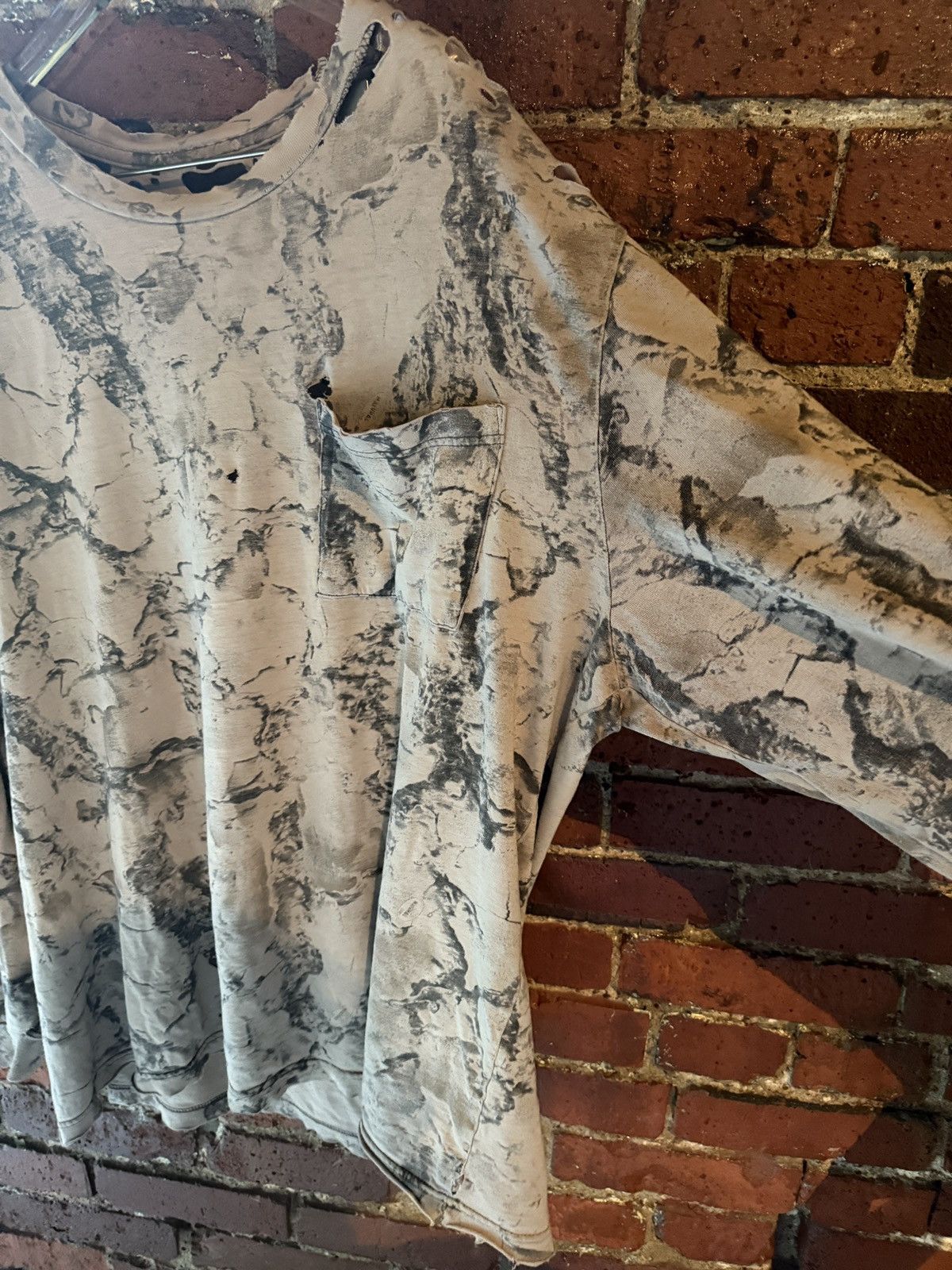Vintage Realtree Camo thrashed paper thin t shirt Size US XXL / EU 58 / 5 - 2 Thumbnail