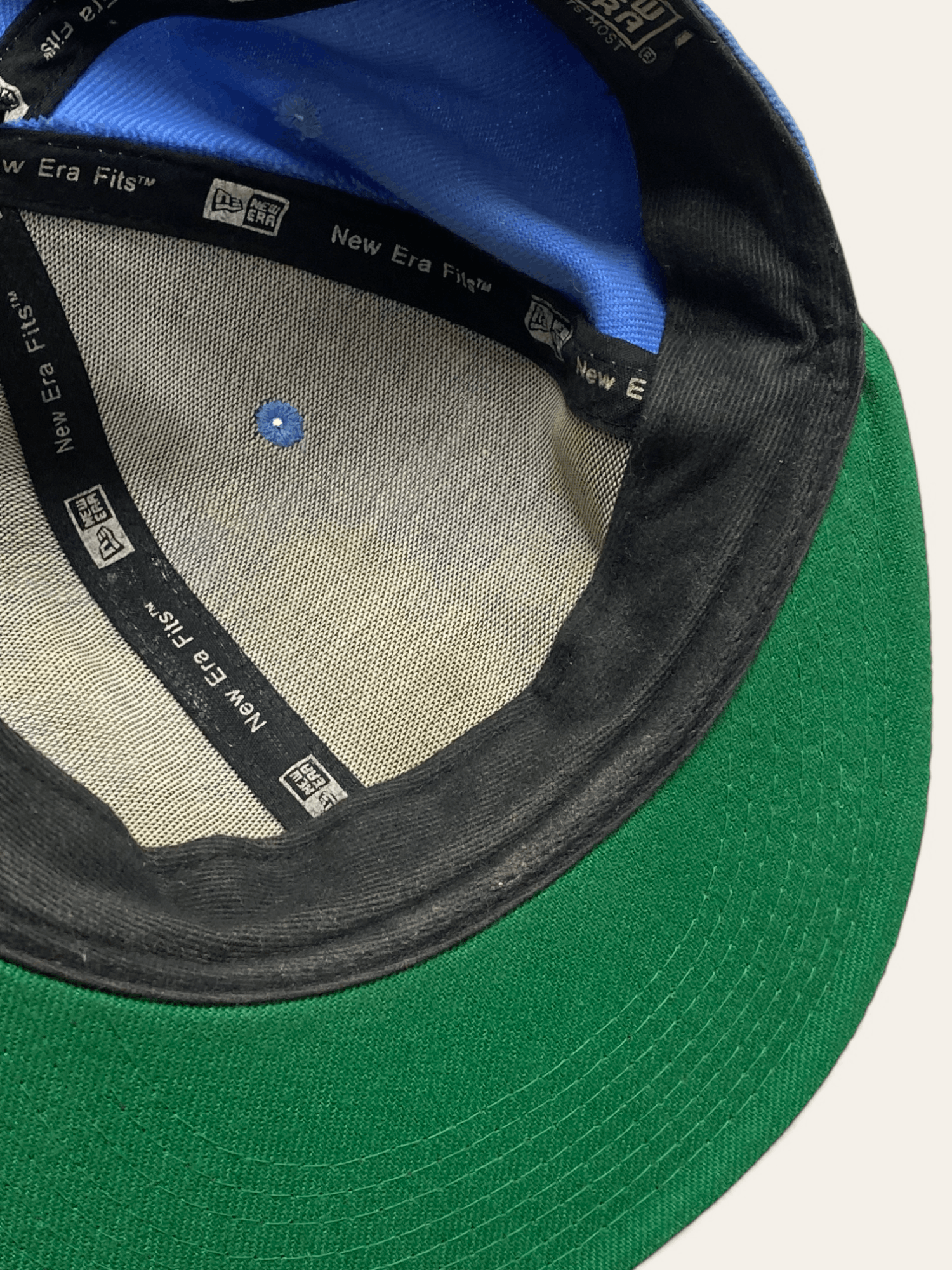 Obey VINTAGE NEW ERA OBEY SMILE BLUE CAP SNAP BACK Size ONE SIZE - 9 Thumbnail