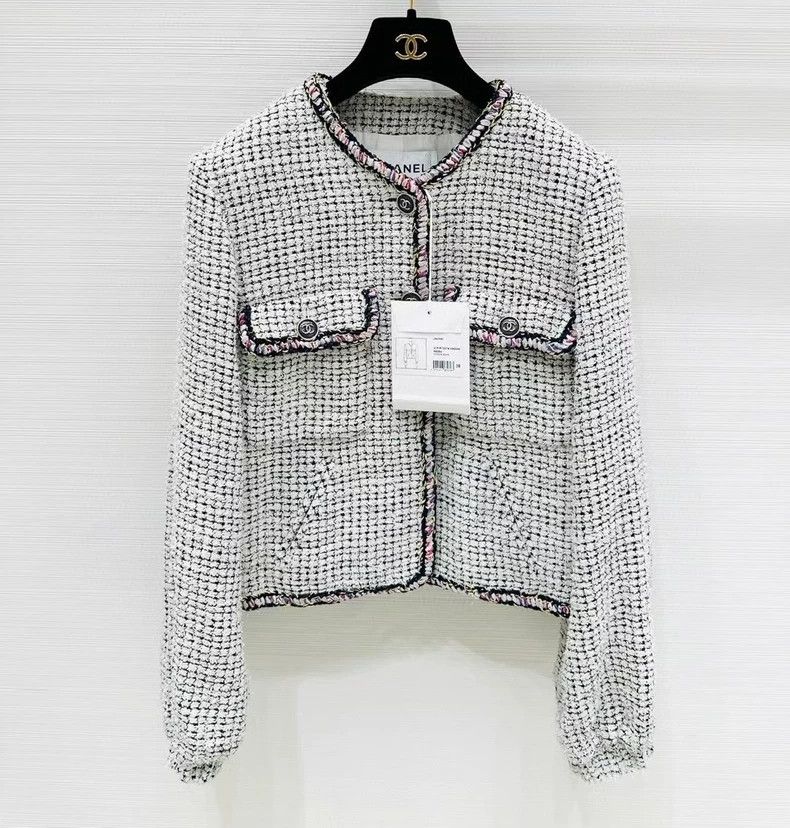 Chanel Chanel Tweed woven coat Size XS / US 0-2 / IT 36-38 - 1 Thumbnail