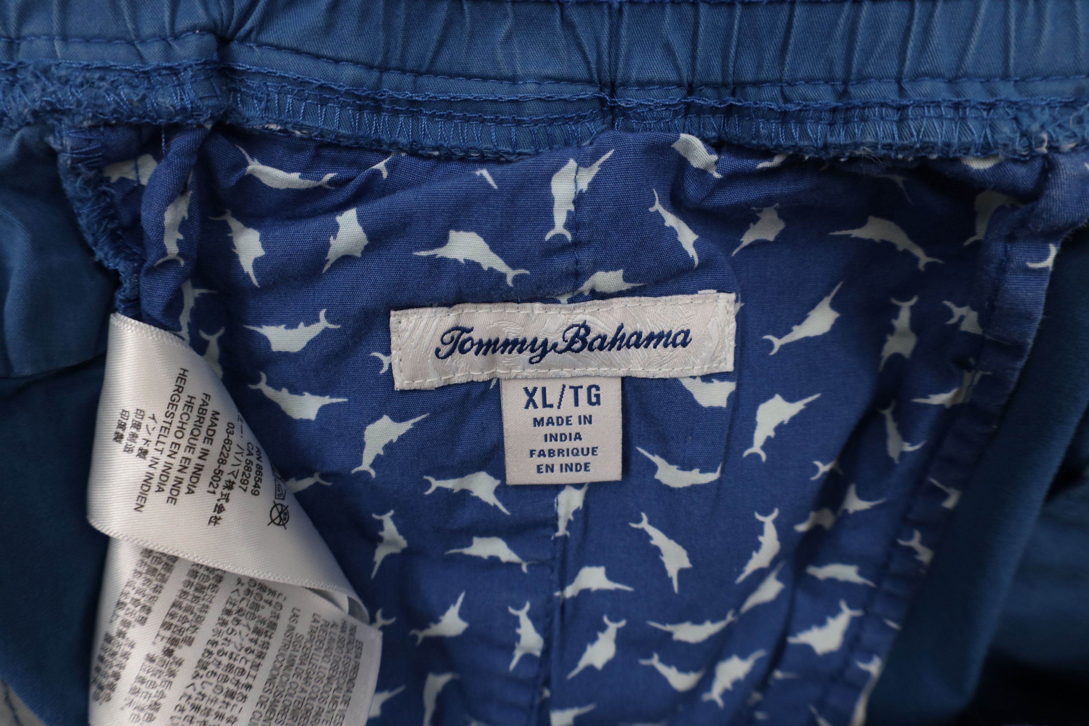 Tommy Bahama × Vintage Vintage Y2K Tommy Bahama Marlin Logo Above Knee Shorts Blue Size US 36 / EU 52 - 9 Thumbnail