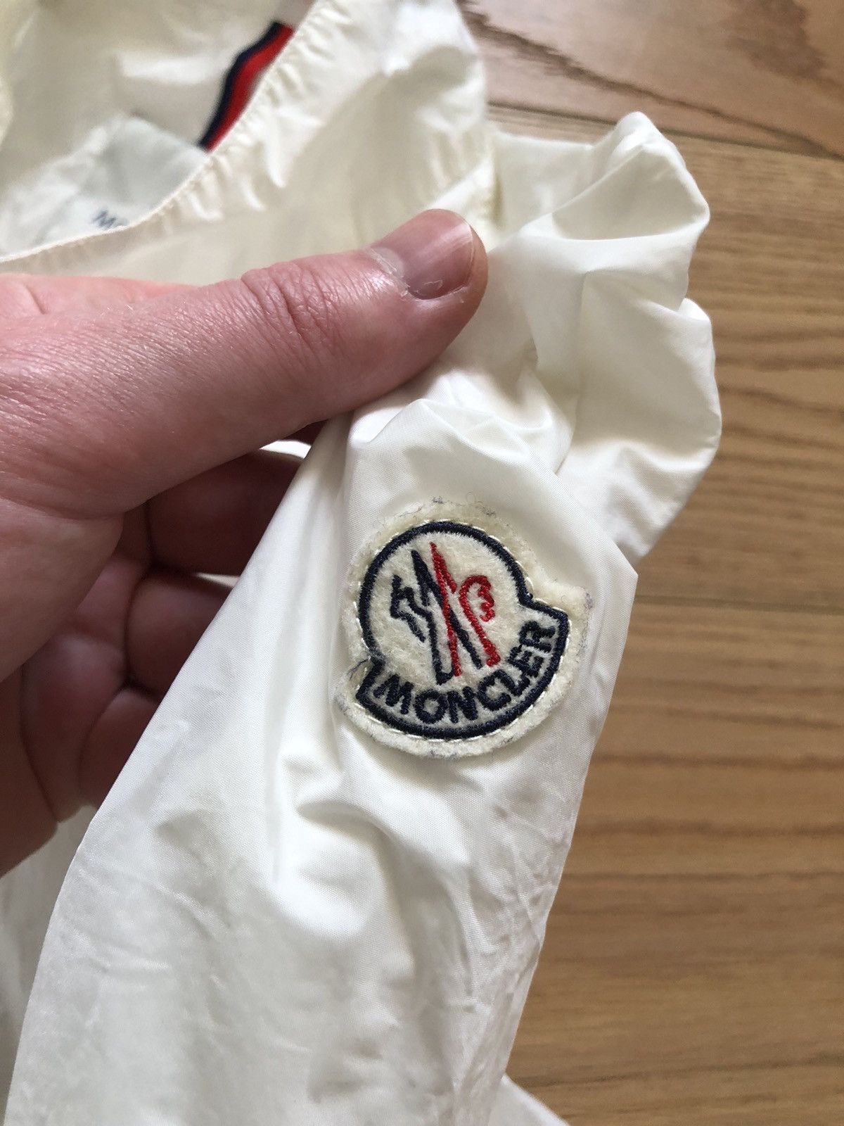 Moncler Moncler Vintage Light Jacket Size US L / EU 52-54 / 3 - 6 Thumbnail
