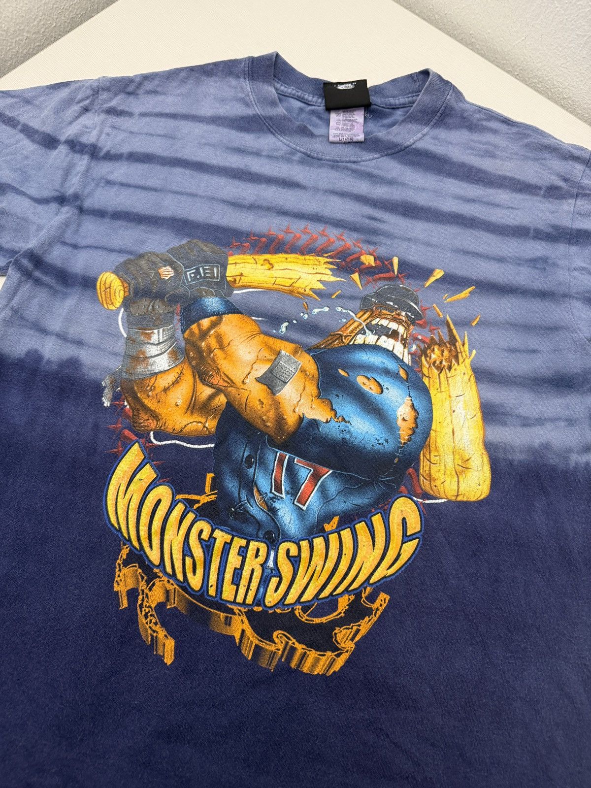 Vintage Vintage 90s Monster Swing Baseball Graphic T-Shirt Youth L Size US S / EU 44-46 / 1 - 3 Thumbnail