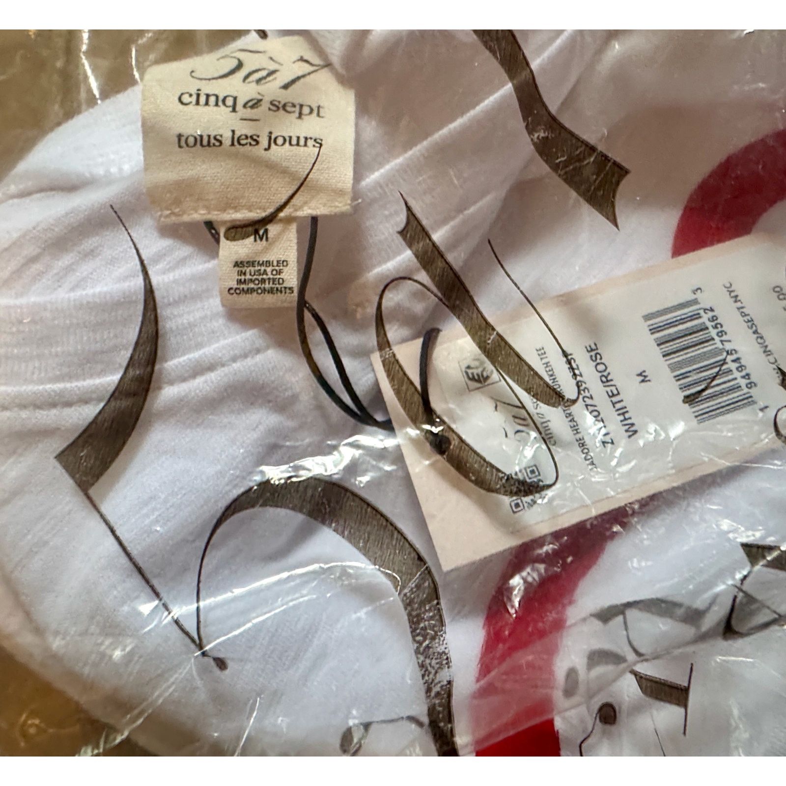 Cinq a Sept Cinq à Sept J'adore Heart Shrunken Tee Size M / US 6-8 / IT 42-44 - 4 Thumbnail