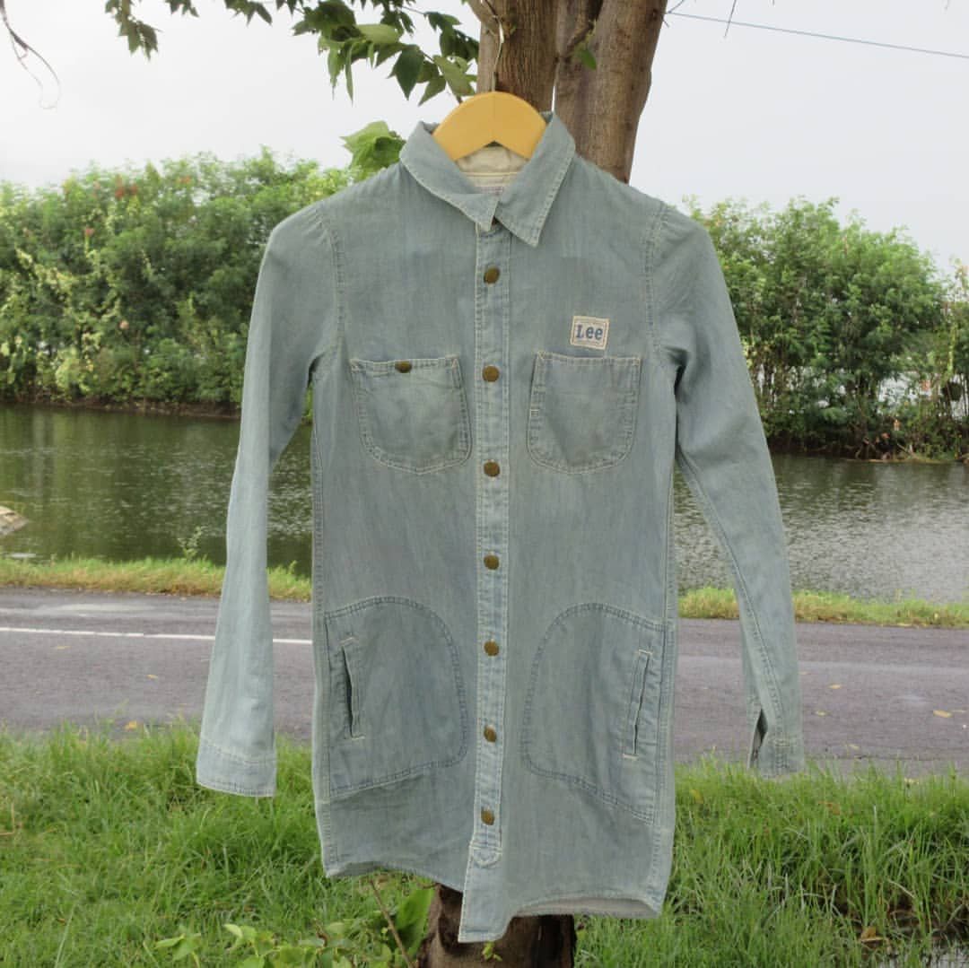 Lee Lee Chambray Long dress Shirt Size L unisex Union Made Size US L / EU 52-54 / 3 - 8 Thumbnail