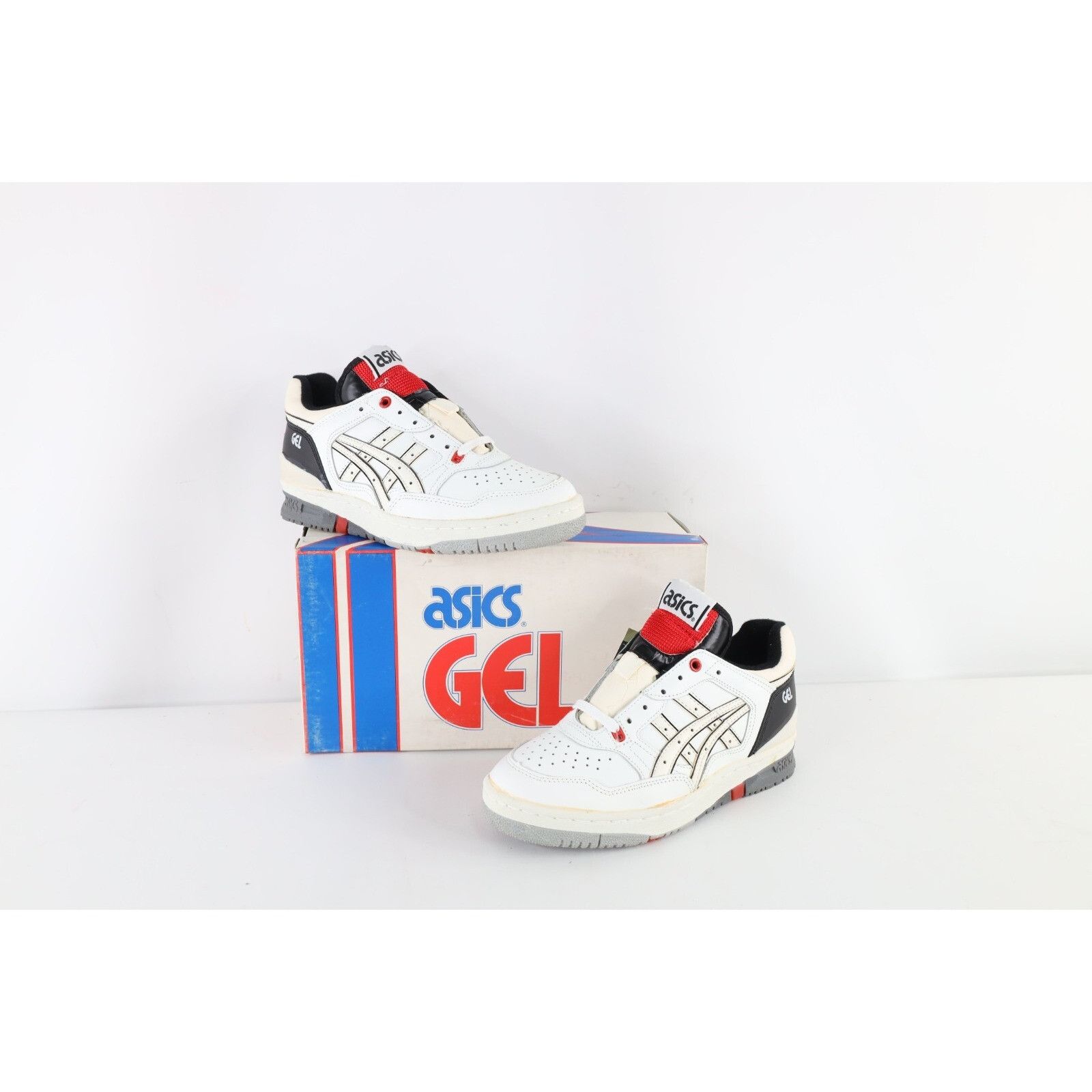 Asics NOS Vintage 90s Asics Gel Extreme Lo Sneakers Shoes Size US 6.5 / EU 39-40 - 1 Thumbnail