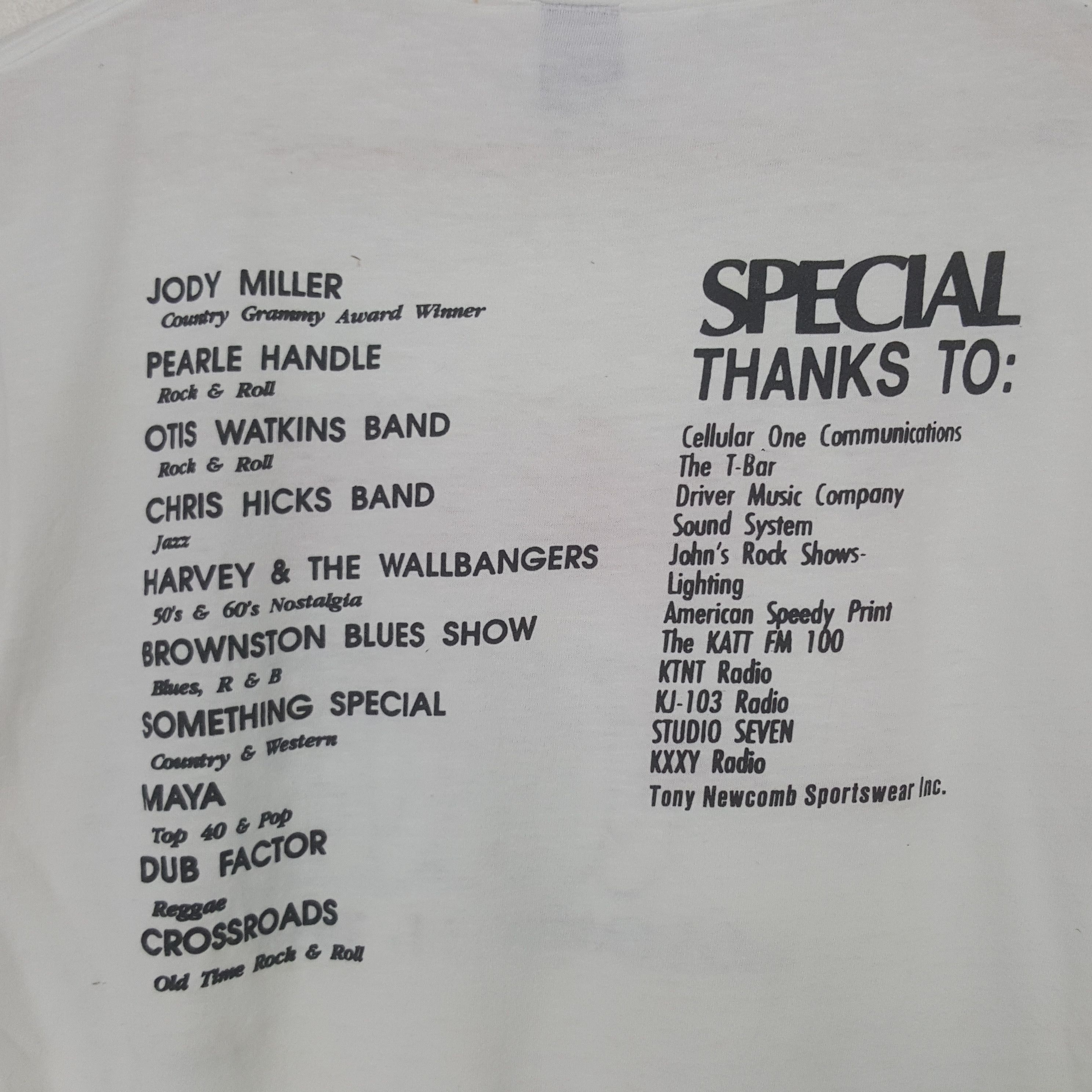 Band Tees Vintage 1990 Love Concert Tour Promo Tshirt RR29 Size US S / EU 44-46 / 1 - 4 Thumbnail