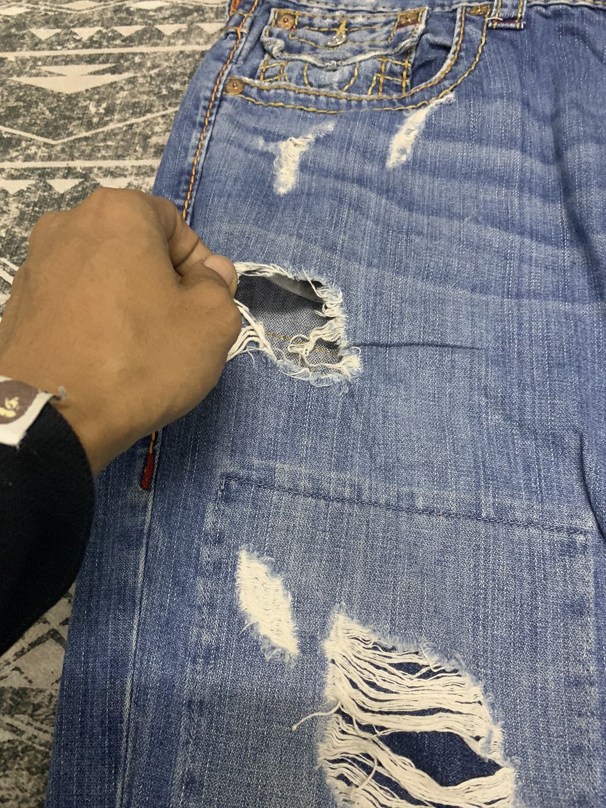 True Religion 🔥RARE🔥TRUE RELIGION RARE DISTRESSED STYLE DENIM PANT Size US 34 / EU 50 - 6 Thumbnail