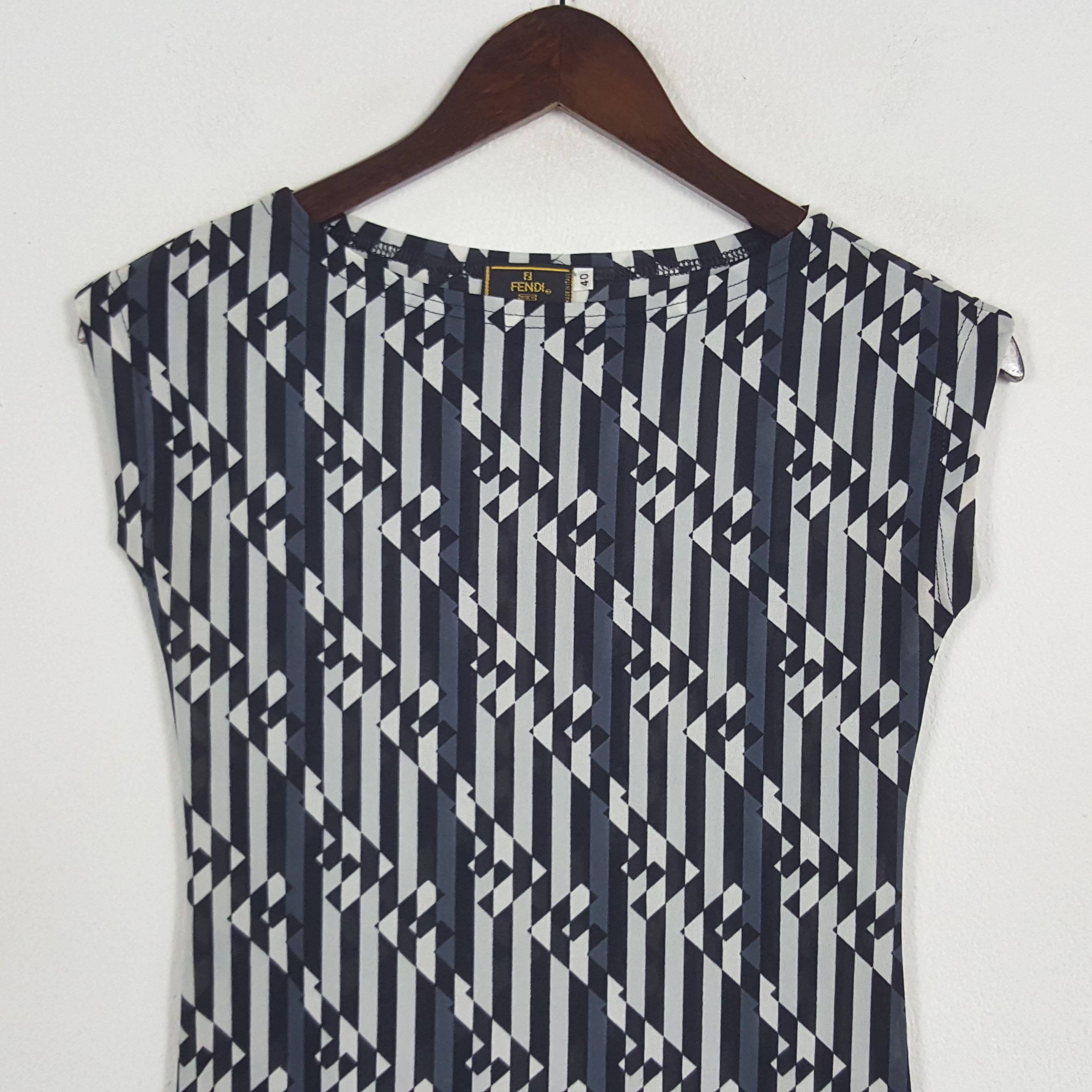 Fendi × Vintage Vintage Fendi Full Printed Blouse Shirt Size S / US 4 / IT 40 - 2 Thumbnail