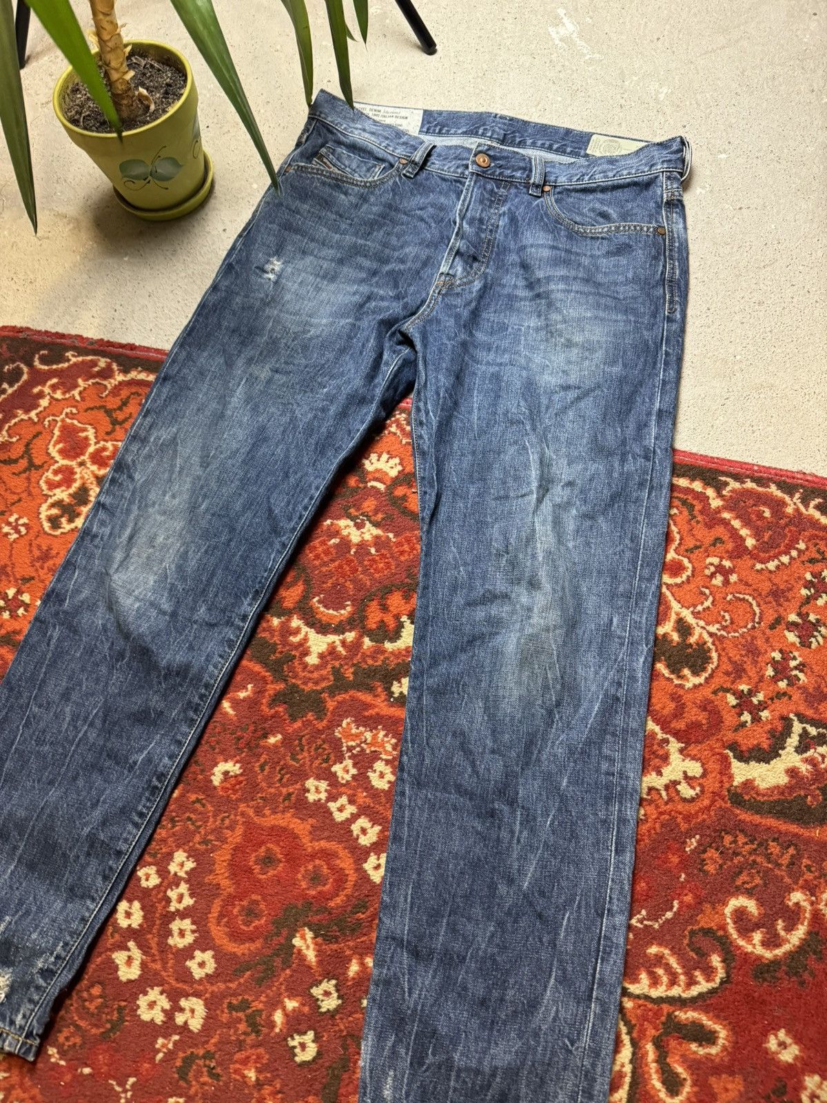 Diesel × Vintage Vintage Y2K Diesel Embroidered Logo Pocket Denim Jeans Pants Size US 32 / EU 48 - 2 Thumbnail