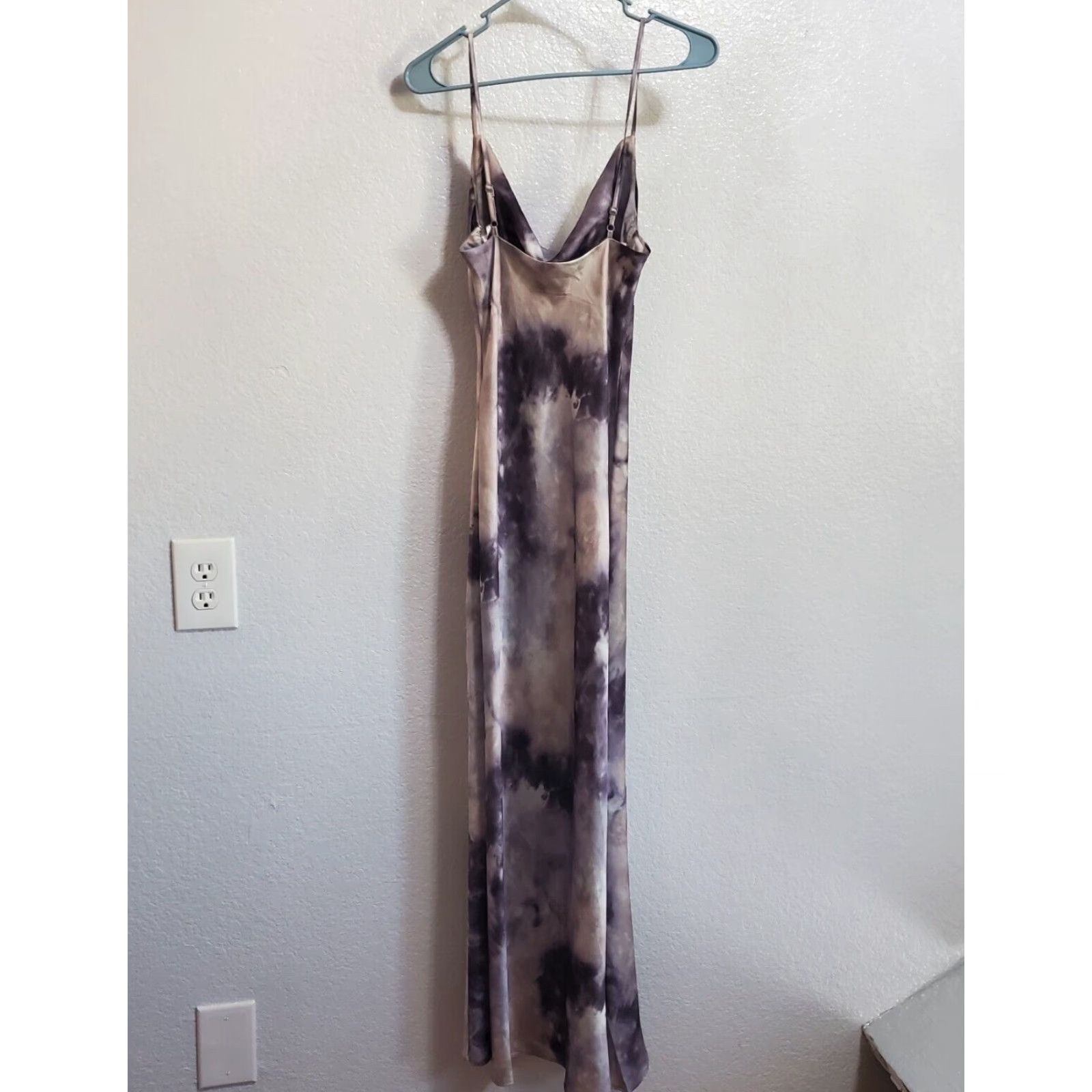 superdown VINTAGE Superdown Revolve Krystal Slit Maxi Dress Women S Grey Tie Dye Sleeveless Slip Size S / US 4 / IT 40 - 5 Thumbnail