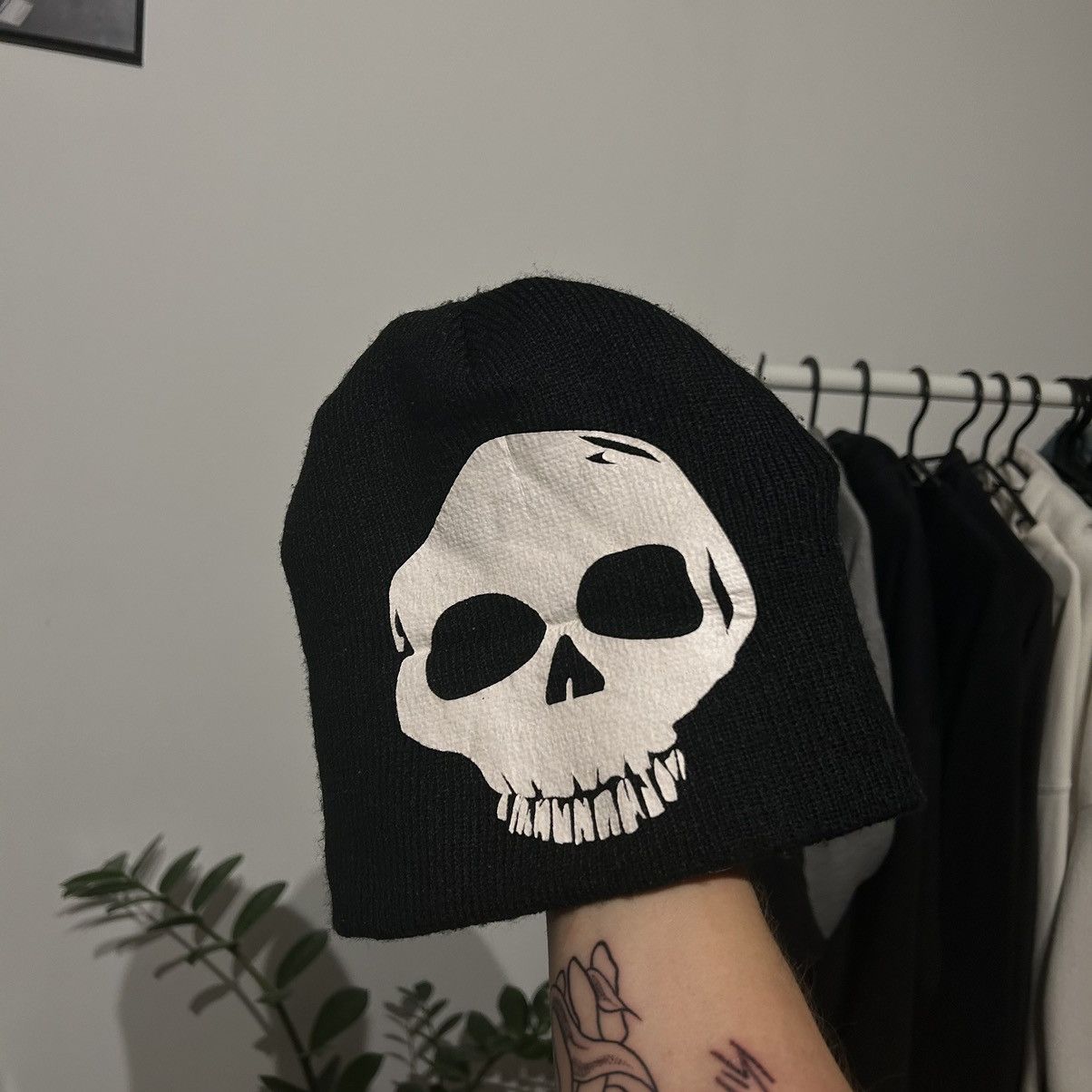 Japanese Brand Black Skull Beanie Y2K style Size ONE SIZE - 1 Thumbnail