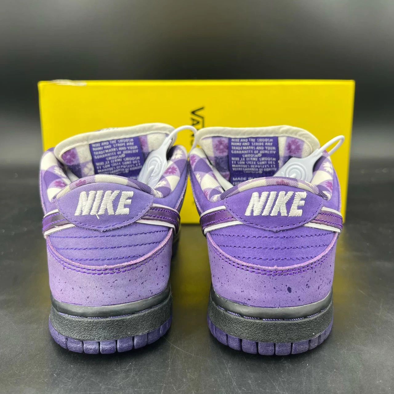 Nike Nike Dunk SB Purple Lobster 36, boxed, lightly worn, stars Size US 5 / IT 35 - 6 Thumbnail