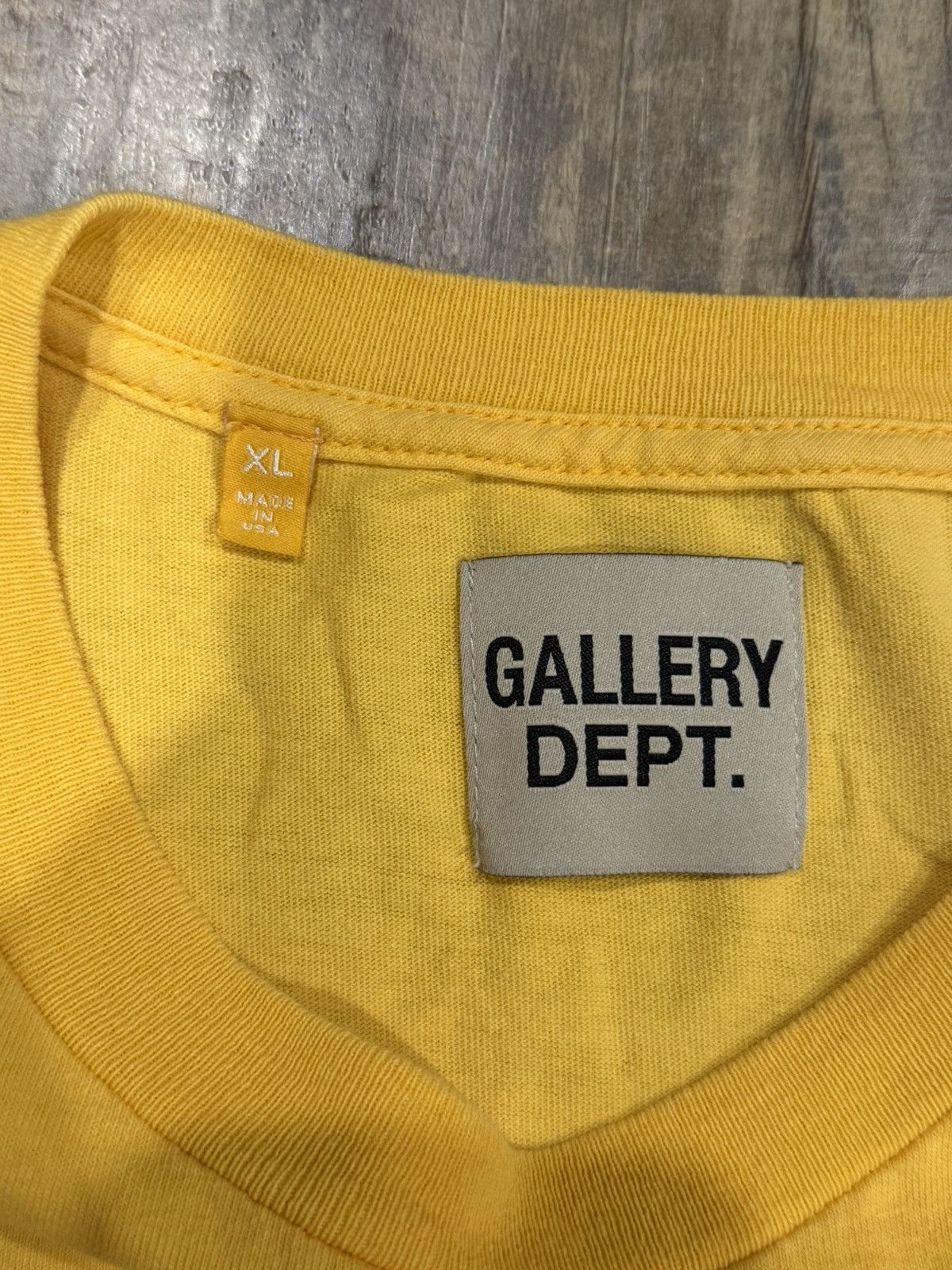 Gallery Dept. RARE Gallery Dept Yellow Souvenir Logo Tee Hollywood Vintage Size US XL / EU 56 / 4 - 7 Thumbnail