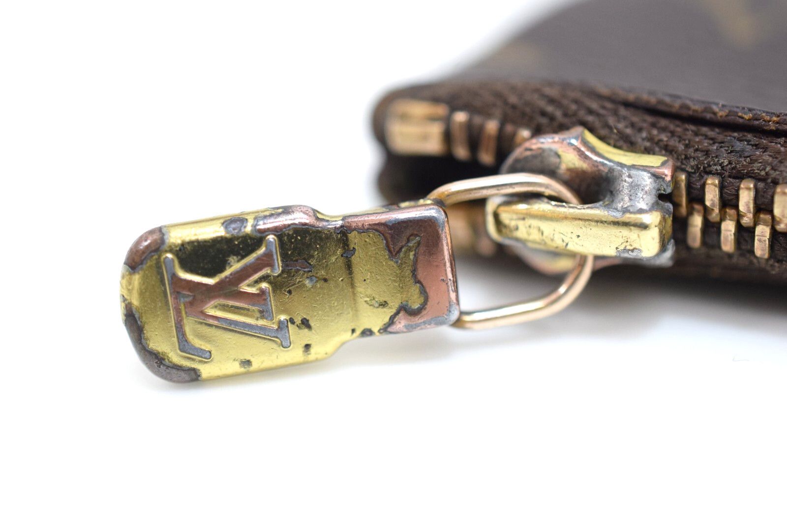 Louis Vuitton Louis Vuitton Pochette Cles Coin Purse Monogram M62650 Size ONE SIZE - 11 Thumbnail