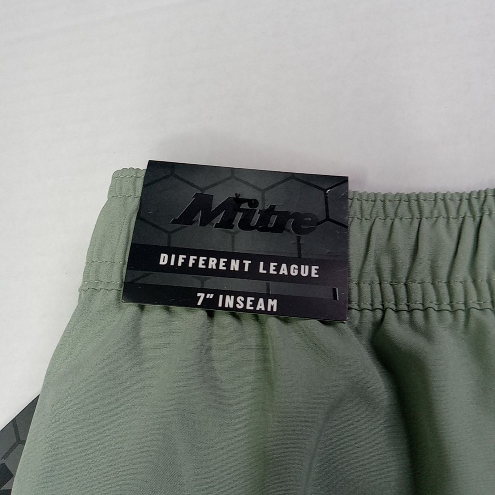 Other Mitre Men’s XL Elastic Waist Green Shorts With 7” Inseam NWT Size US 38 / EU 54 - 8 Thumbnail