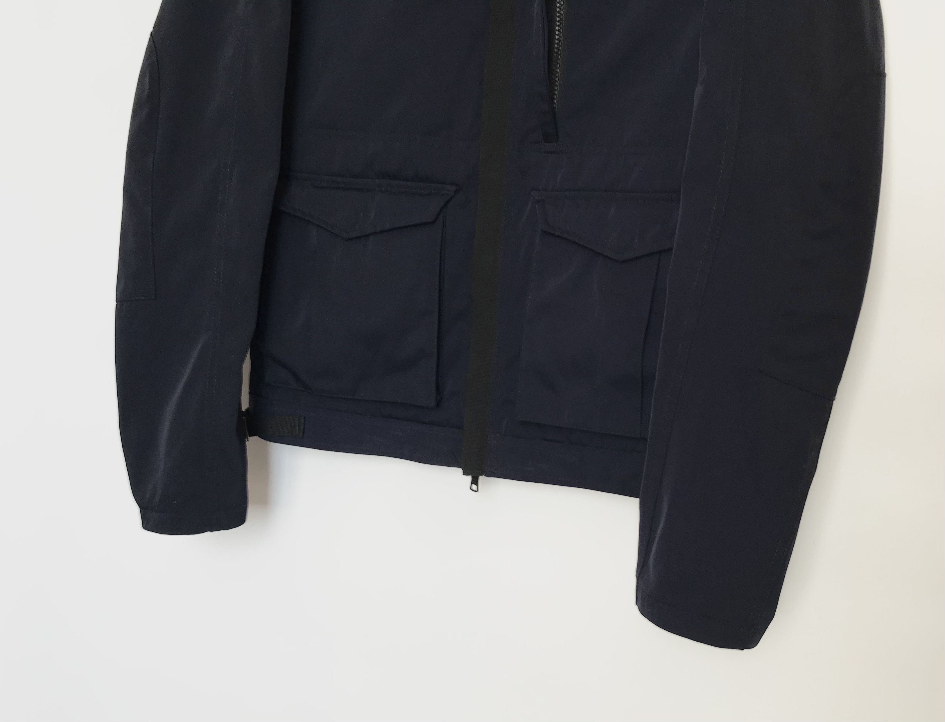 Armani Exchange Armani Exchange Zip Jacket Multipocket Men’s Size M Size US M / EU 48-50 / 2 - 6 Thumbnail