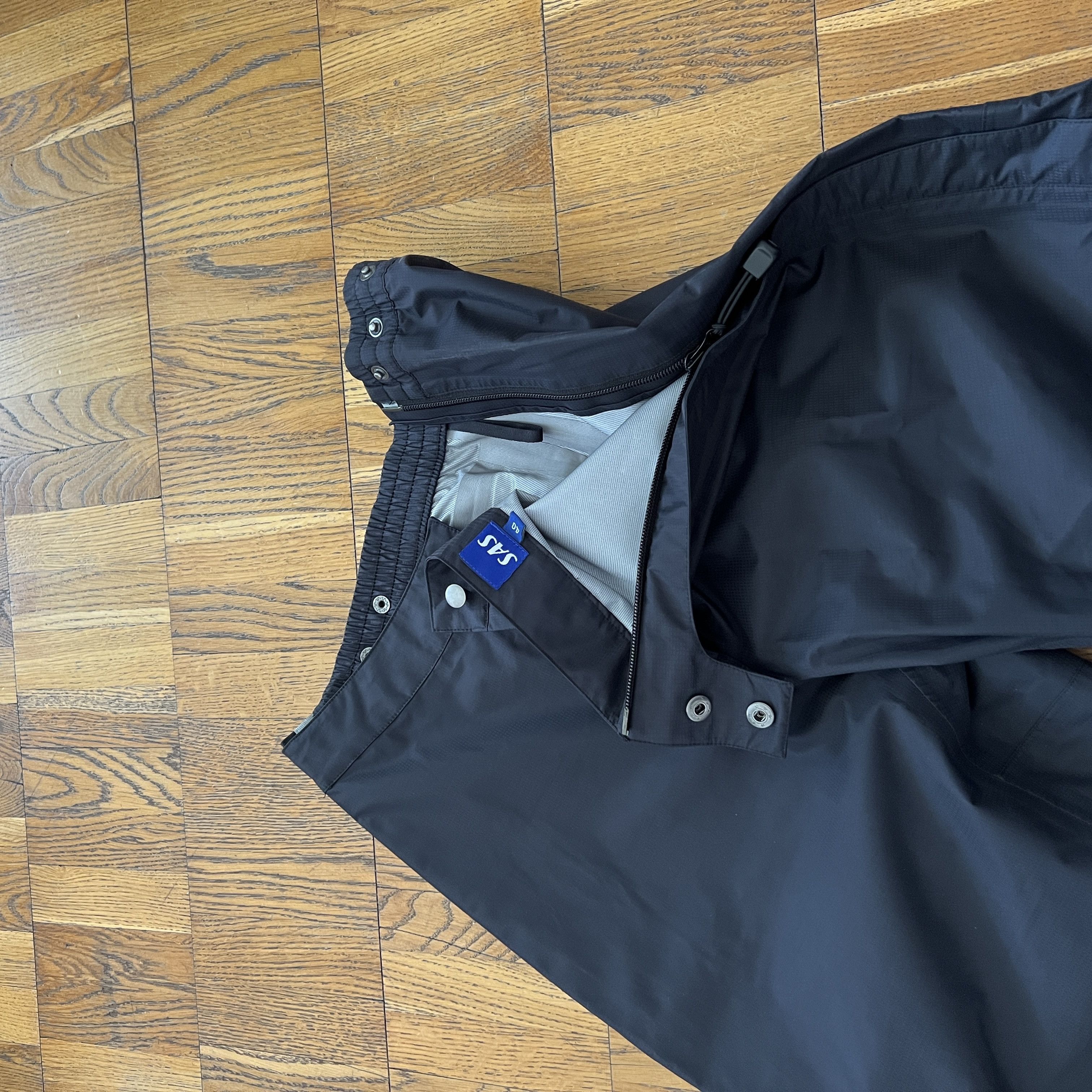Arc'teryx Women's SAS Scandinavian Airlines Waterproof Pants Size 40 Size 27" / US 4 / IT 40 - 12 Thumbnail