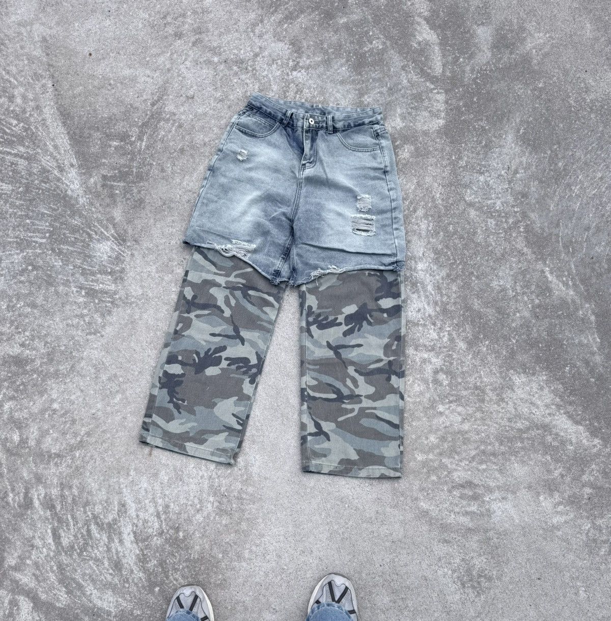 Japanese Brand Vintage Y2K streetwear track oversized Japan wide jeans Size US 30 / EU 46 - 1 Thumbnail