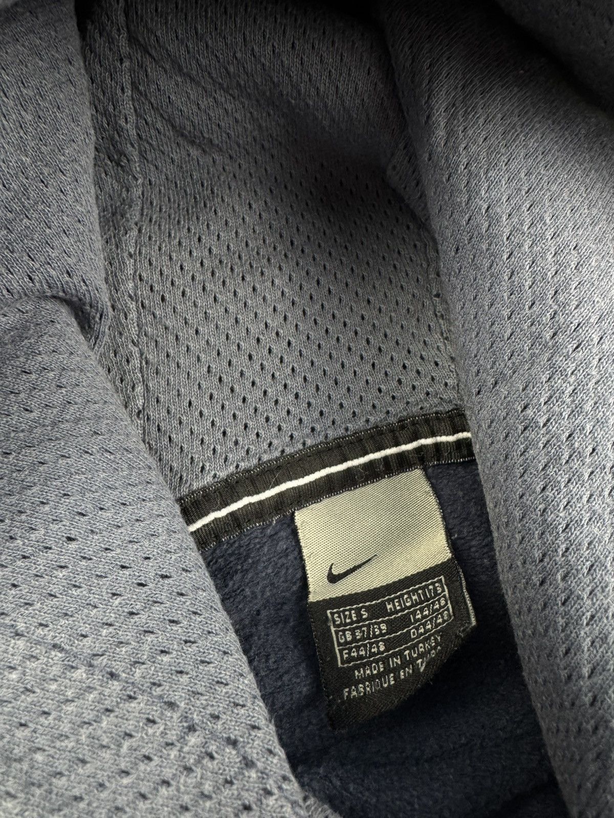 Nike × Vintage NIKE ATHLETIC VINTAGE CENTER LOGO OVERSIZE BOXY HOODIE Size US S / EU 44-46 / 1 - 5 Thumbnail