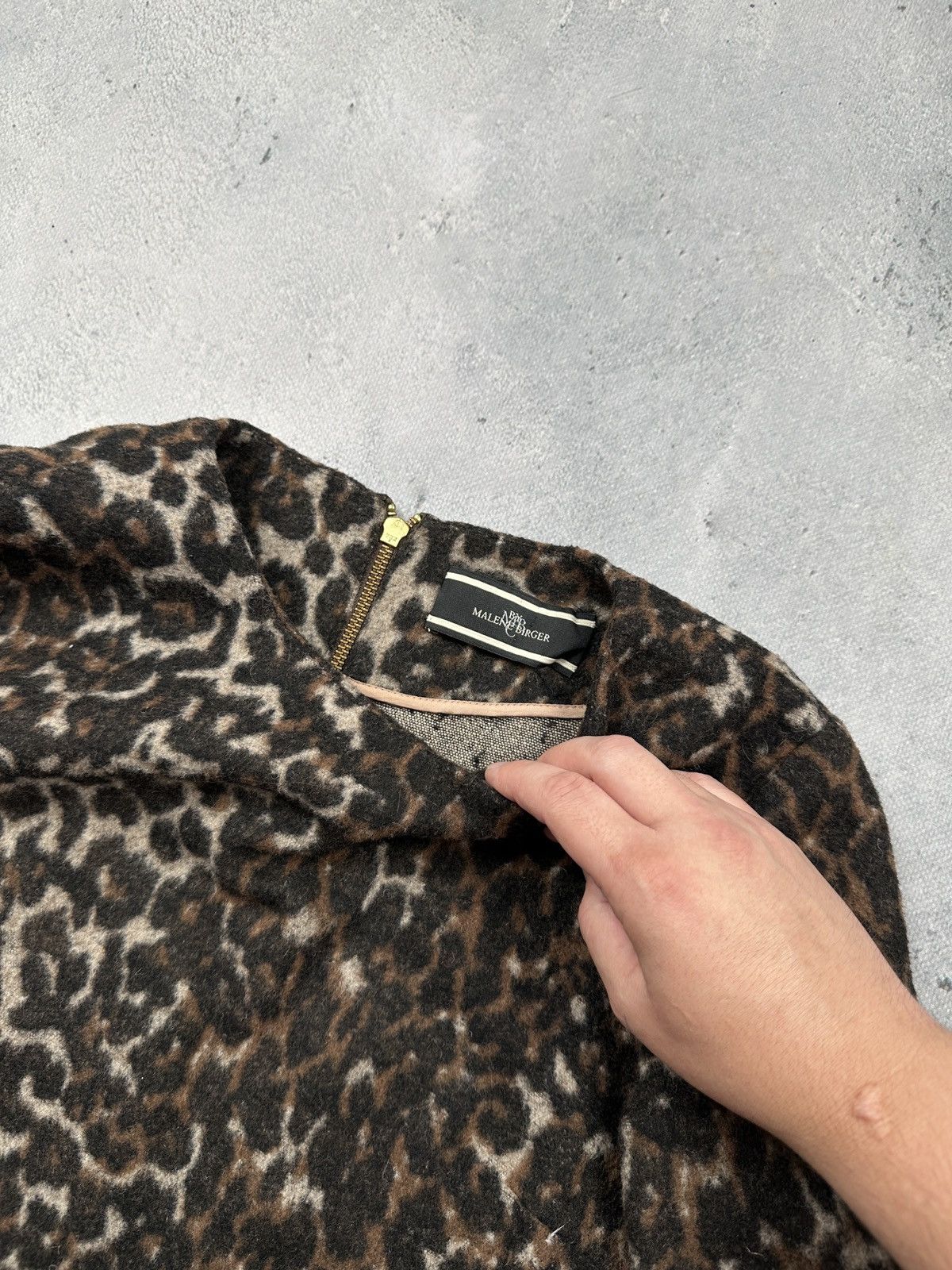 By Malene Birger Vintage By Malene Birger Leopard Wool Blend Cropped Top Zip Size S / US 4 / IT 40 - 15 Thumbnail