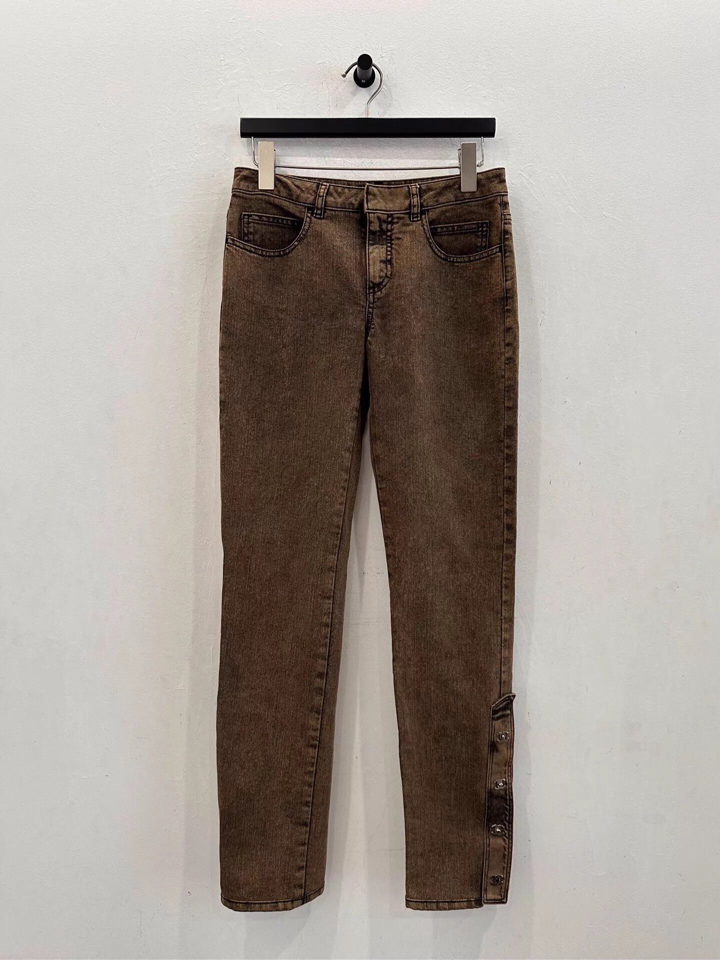 Chanel Chanel Women's Brown Jeans 36 Silver CC Logo Size 26" / US 2 / IT 38 - 1 Thumbnail