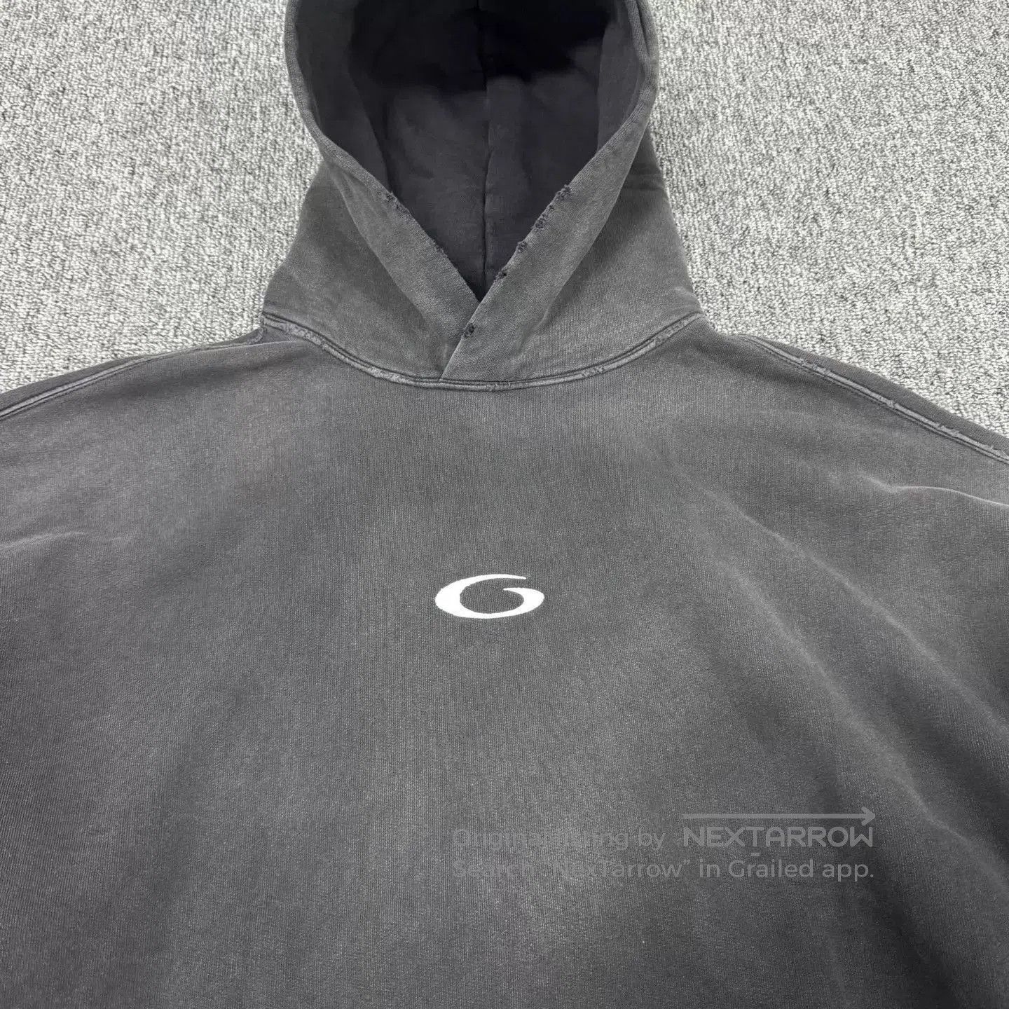 Balenciaga Black Oversized Hoodie with Logo and Side Graphics. Size US M / EU 48-50 / 2 - 5 Thumbnail