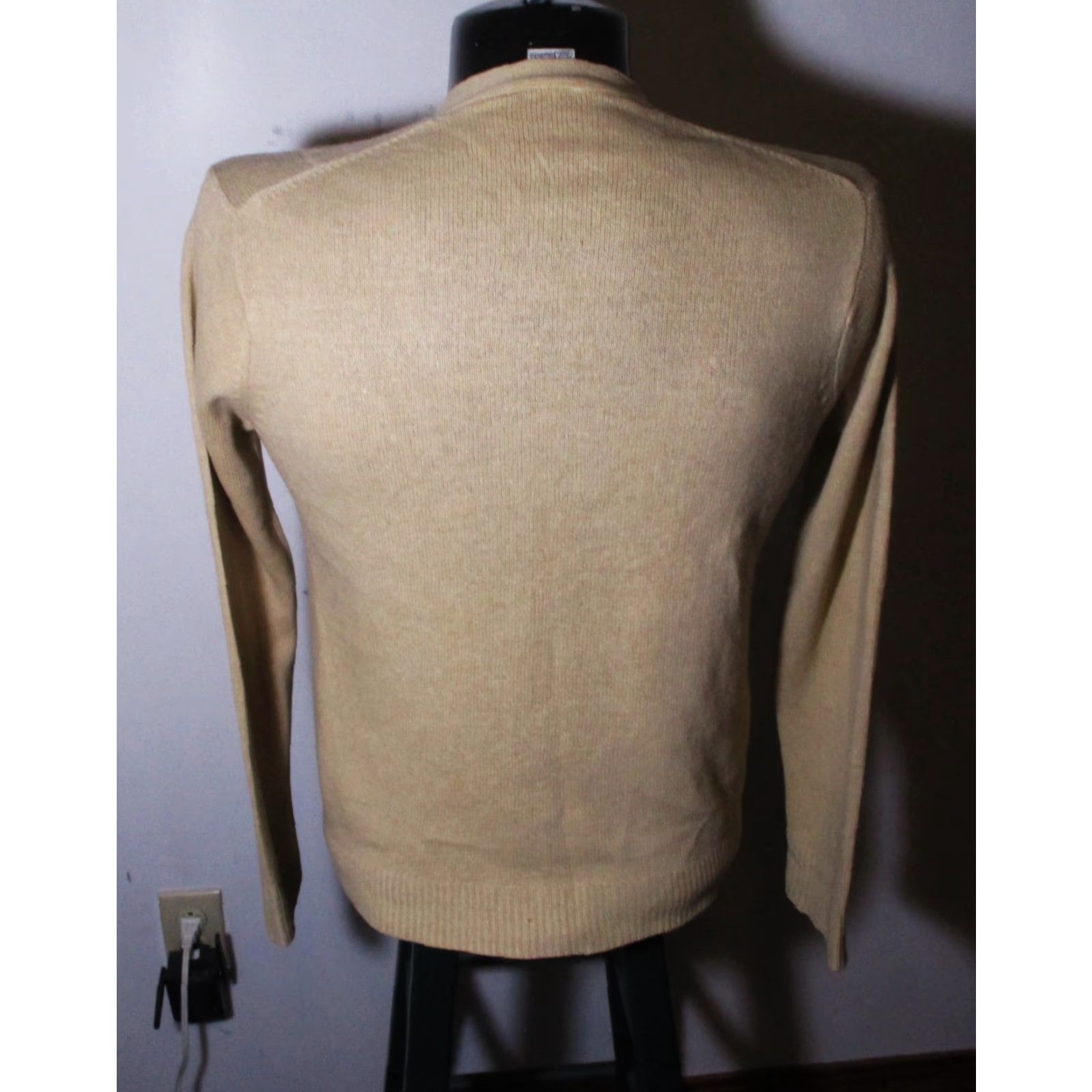 Vintage VINTAGE PAUL SCHRADER Cardigan Sweater Men Tan 100% Cashmere Size 38 Short Long Sleeve Button Down Pretty Size US M / EU 48-50 / 2 - 5 Thumbnail