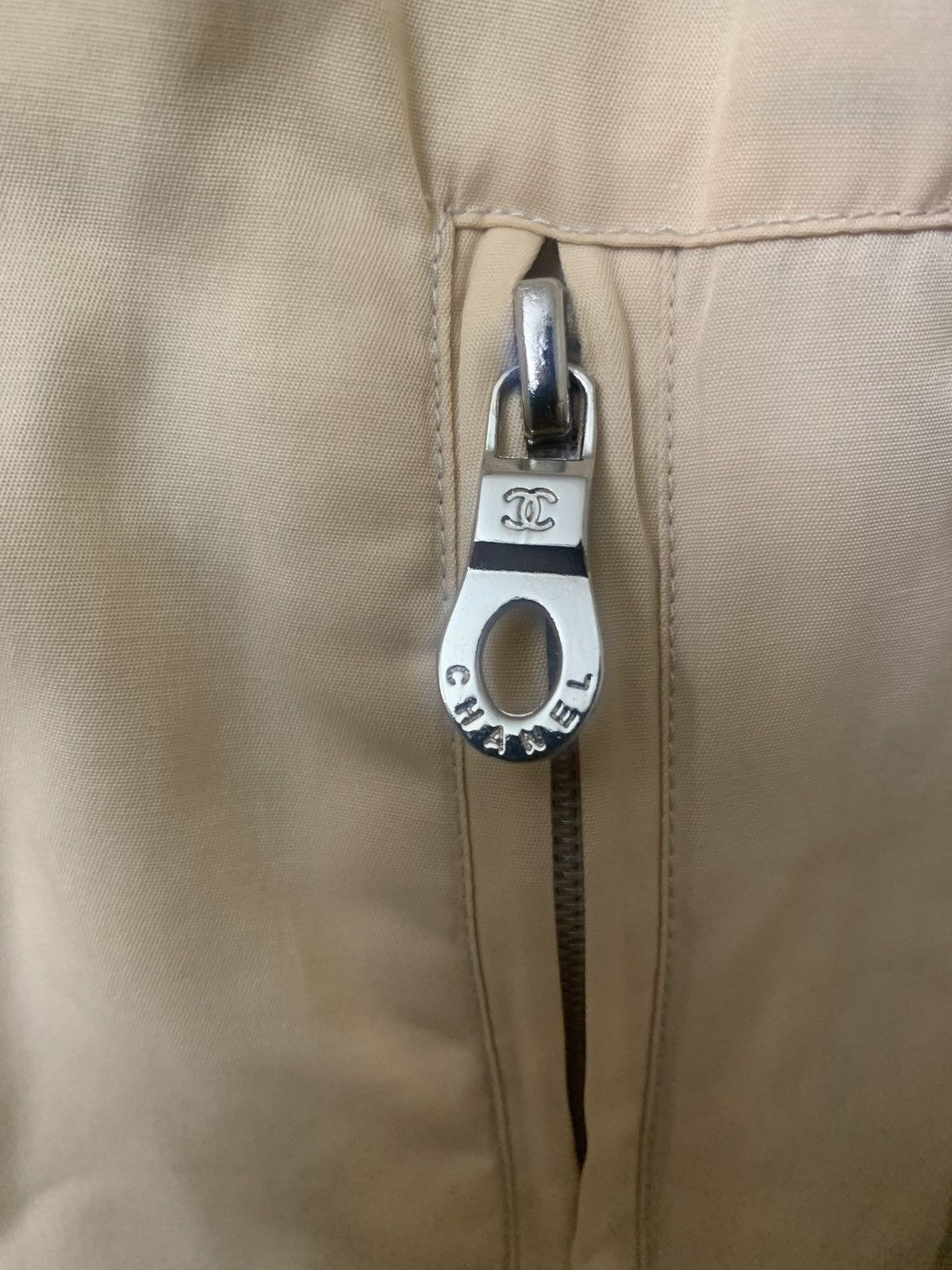 Chanel Chanel nylon jacket Size M / US 6-8 / IT 42-44 - 9 Thumbnail
