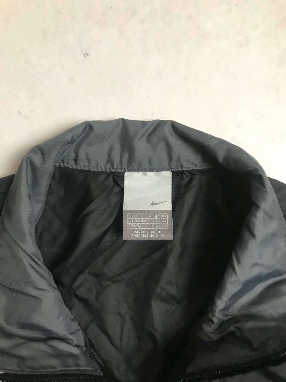 Nike × Vintage Vintage Nike Nylon Swoosh Olympic Black Track Jacket L Size US L / EU 52-54 / 3 - 4 Thumbnail