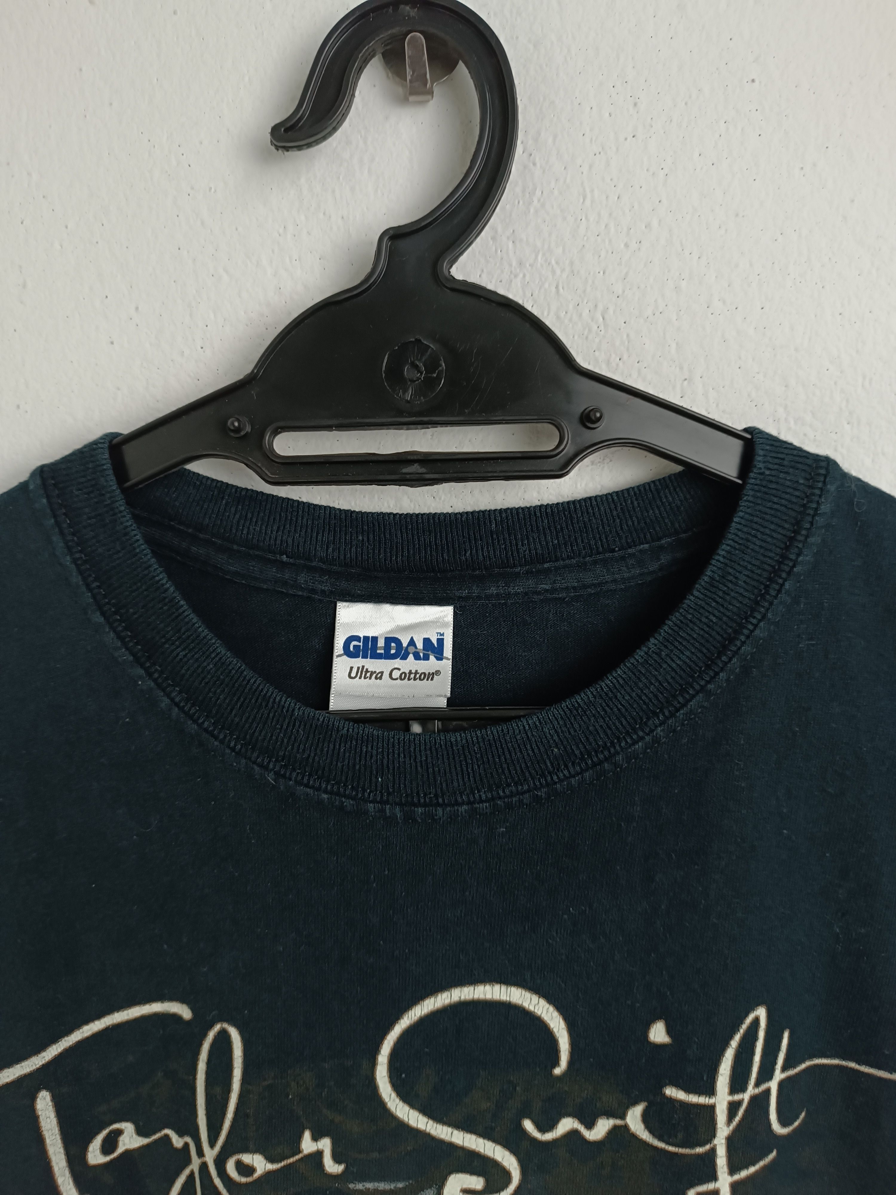 Rap Tees VINTAGE TAYLOR SWIFT TOUR TEE swifties harry styles Size US S / EU 44-46 / 1 - 8 Thumbnail