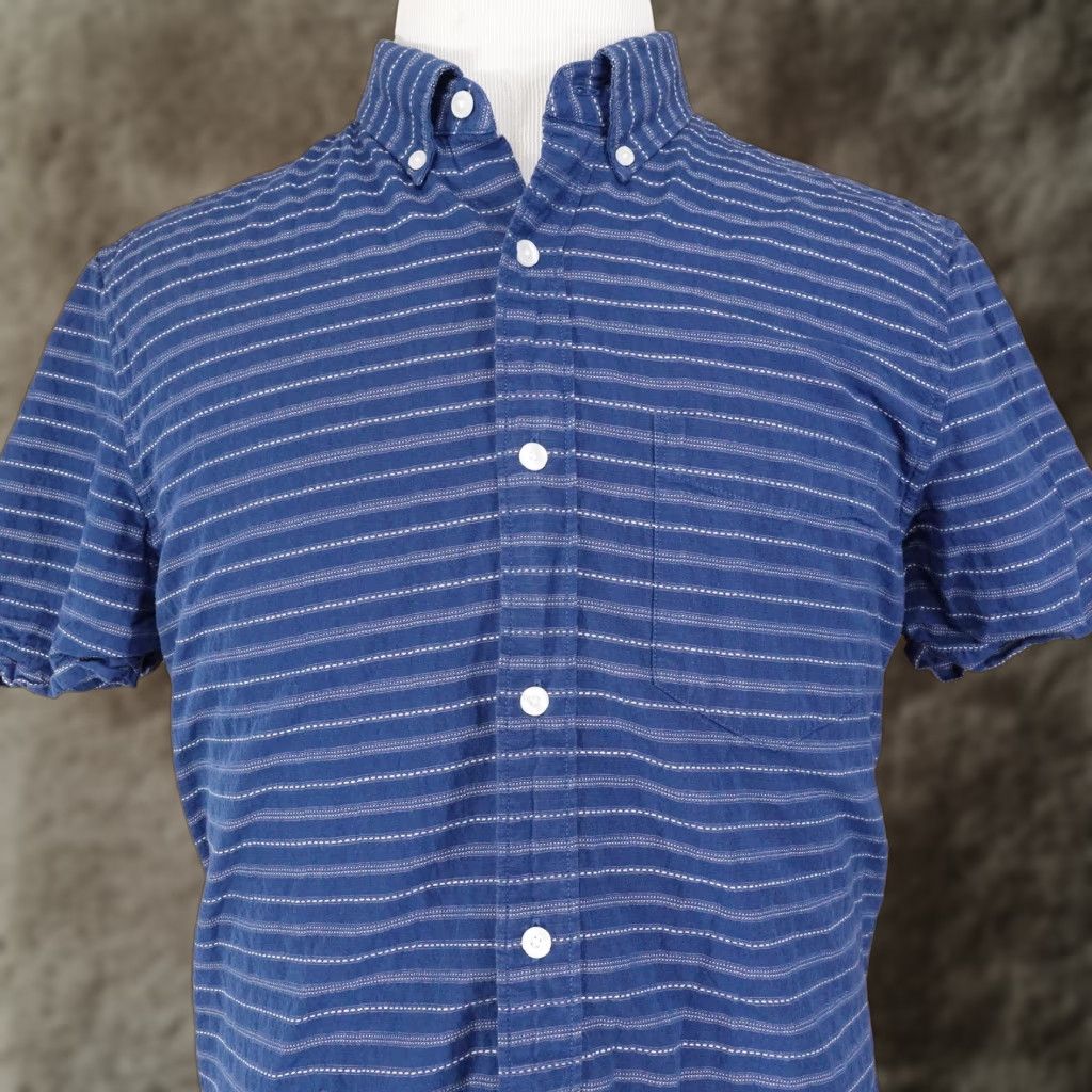 American Eagle Outfitters AMERICAN EAGLE Button-Up Shirt Blue Striped Short Sleeve Mens L Large Size US L / EU 52-54 / 3 - 1 Thumbnail