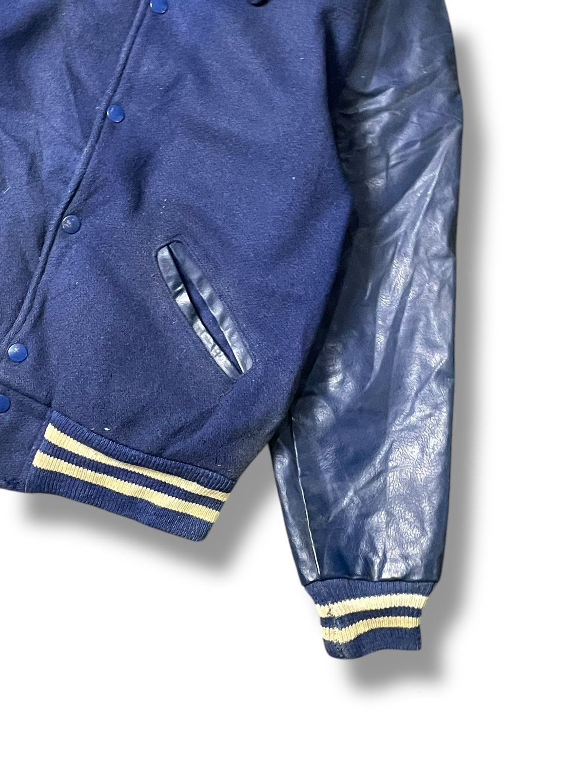 Howe × Japanese Brand × Vintage Vintage HOWE Athletic Apparel Varsity Jacket (71) Size US XXS / EU 40 - 2 Thumbnail