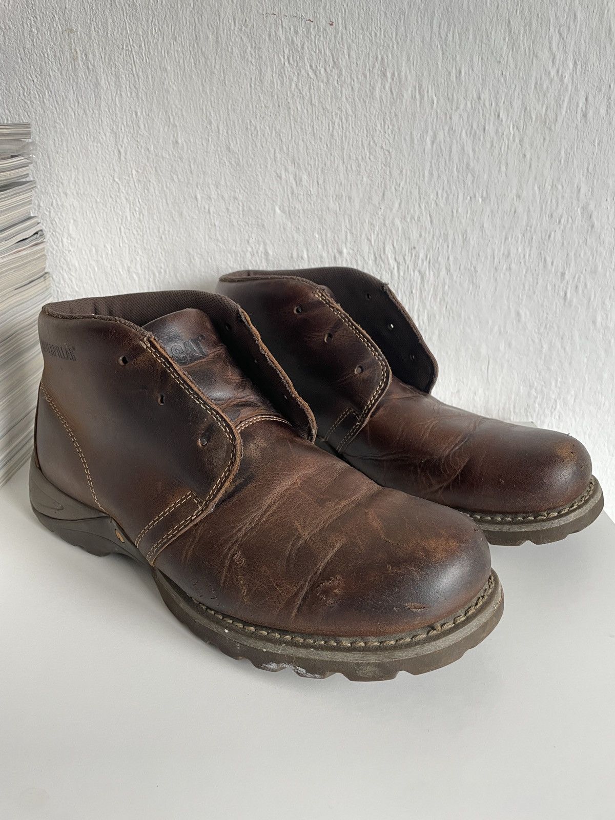 Caterpillar Caterpillar Distressed Leather Work Boots Patina size 46 Size US 12.5 / EU 45-46 - 2 Thumbnail
