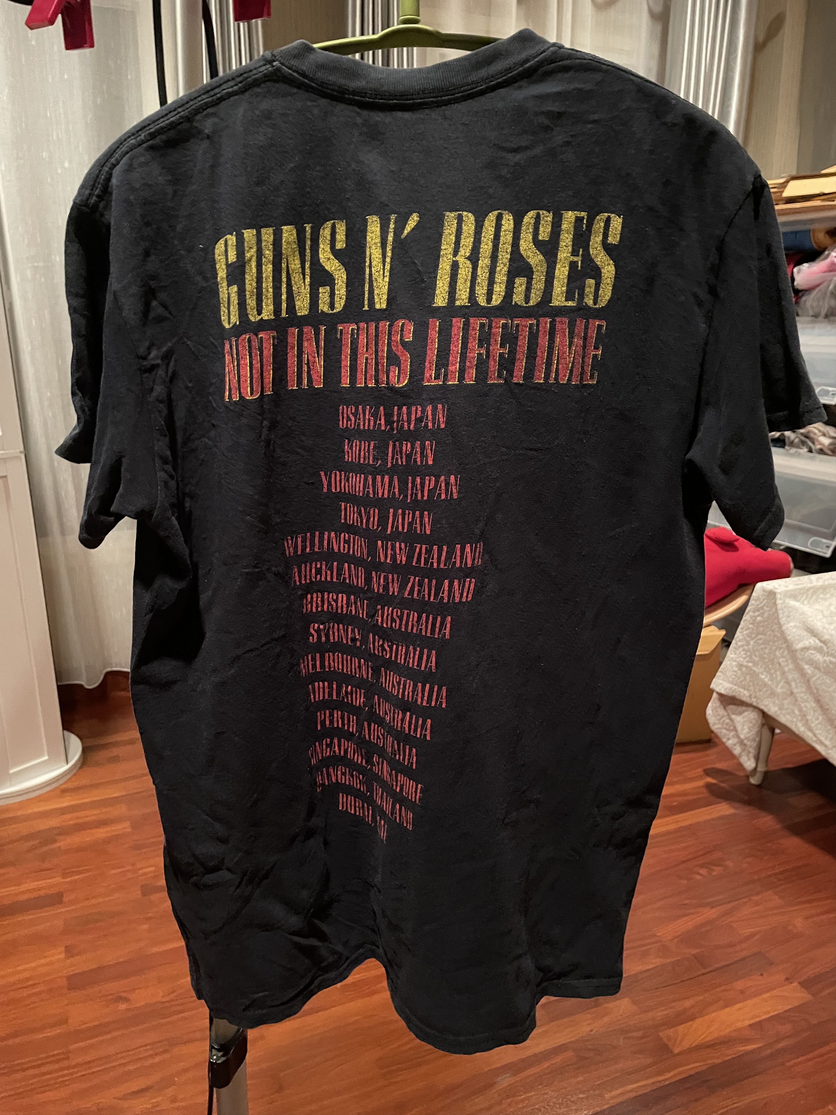 Vintage GUN N ROSES NOT IN THIS LIFETIME Size US M / EU 48-50 / 2 - 2 Thumbnail