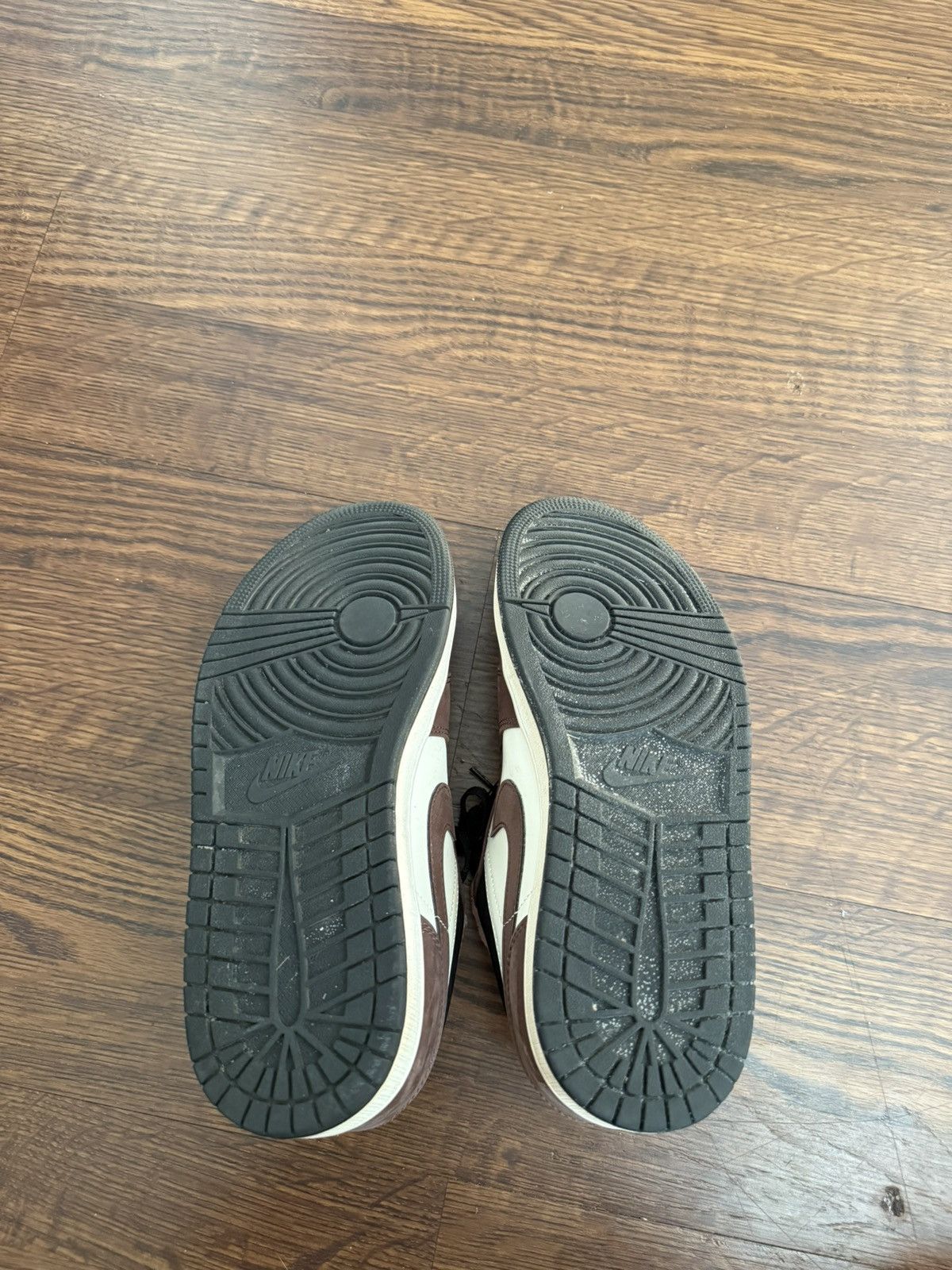 Jordan Brand Jordan 1 Mocha Size US 8 / EU 41 - 5 Thumbnail