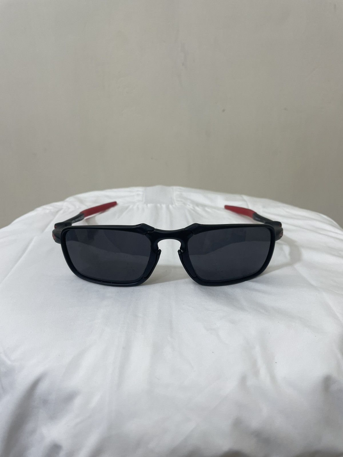 Oakley OAKLEY DARTBOARD SUNGLASSES Y2K | Grailed