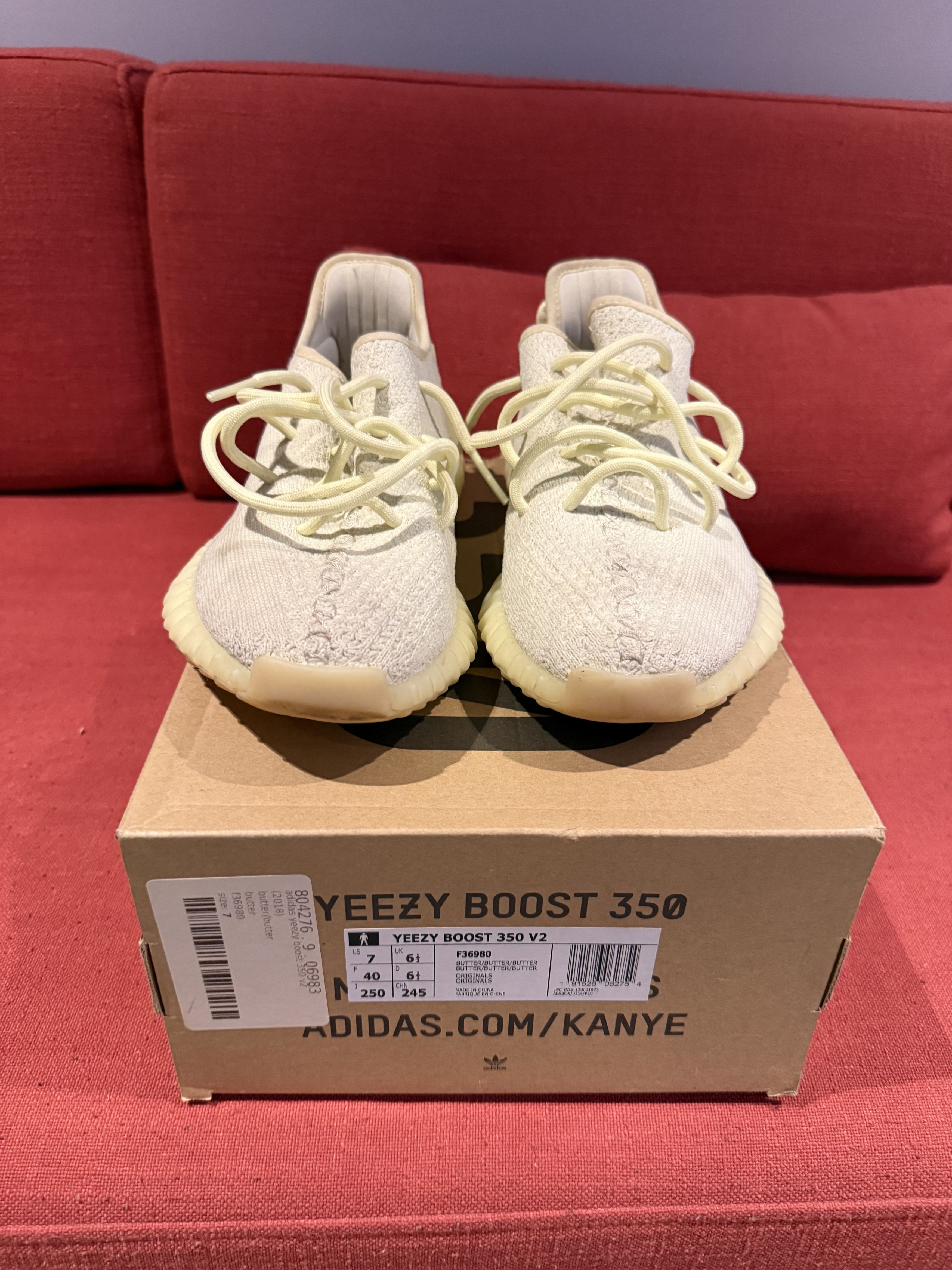 Adidas Yeezy Boost 350 Size US 7 / EU 40 - 4 Thumbnail