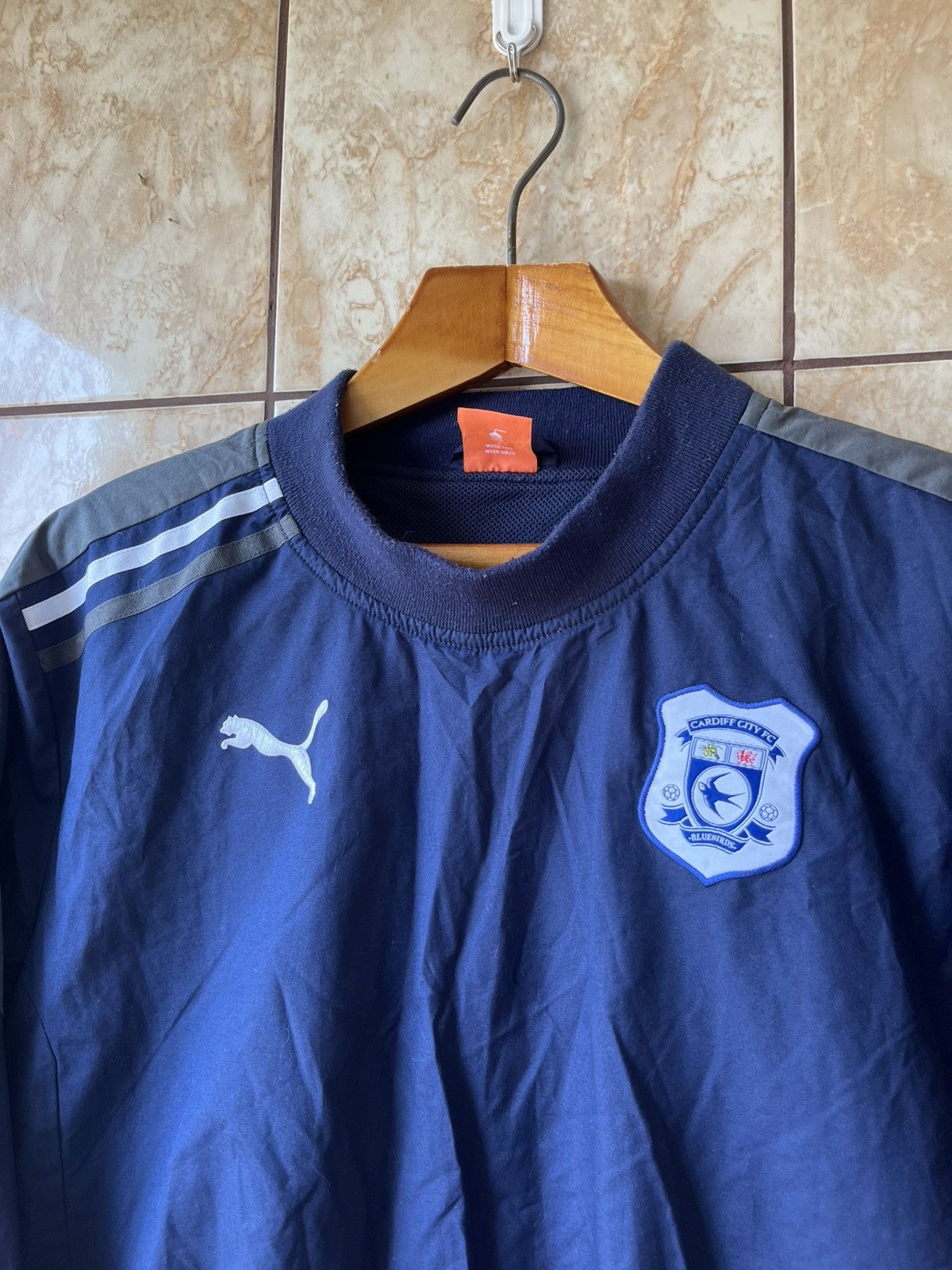 Puma Puma Cardiff city FC training track top Size US L / EU 52-54 / 3 - 2 Thumbnail